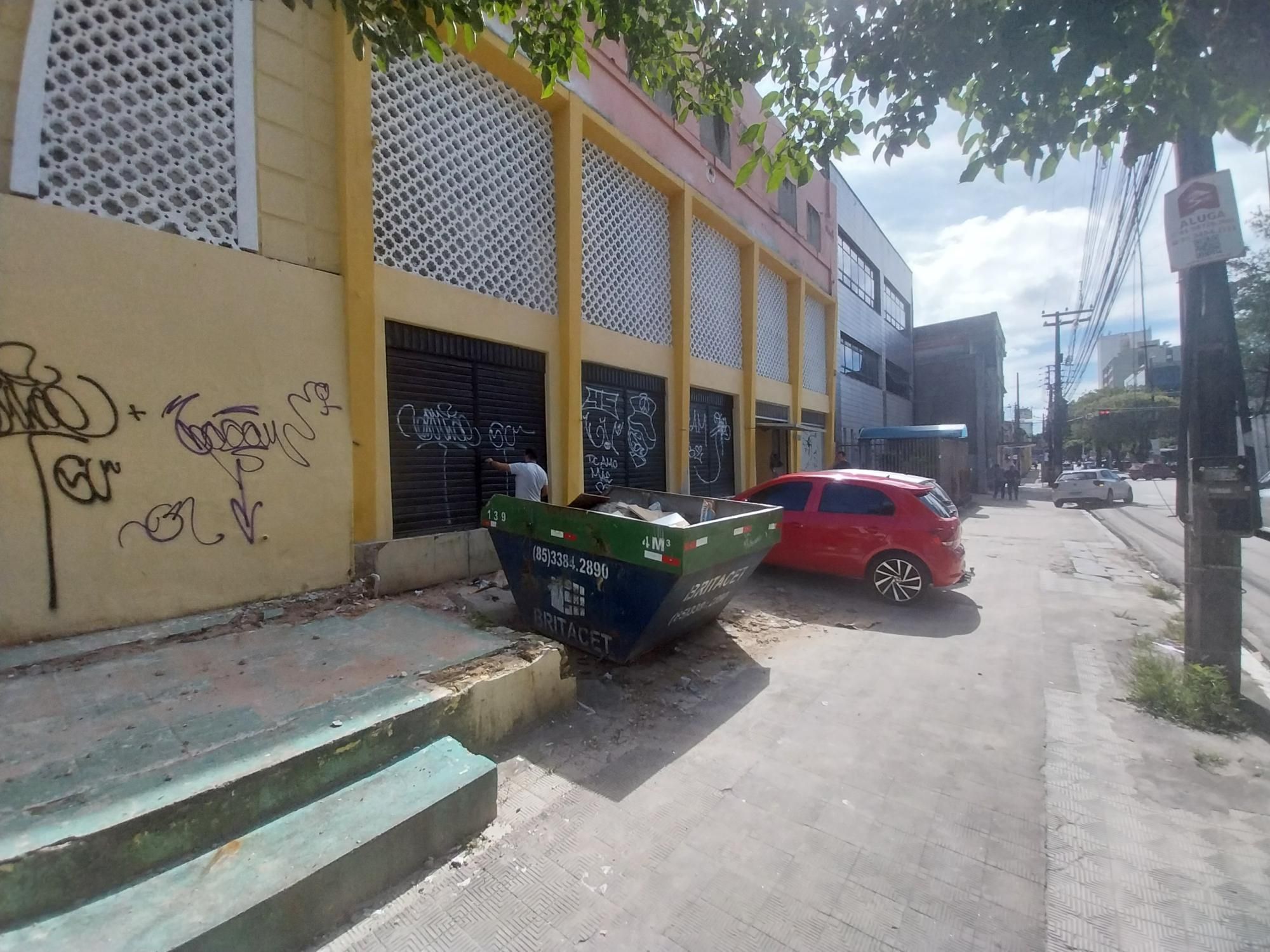 Loja-Salão para alugar com 1 quarto, 30m² - Foto 2