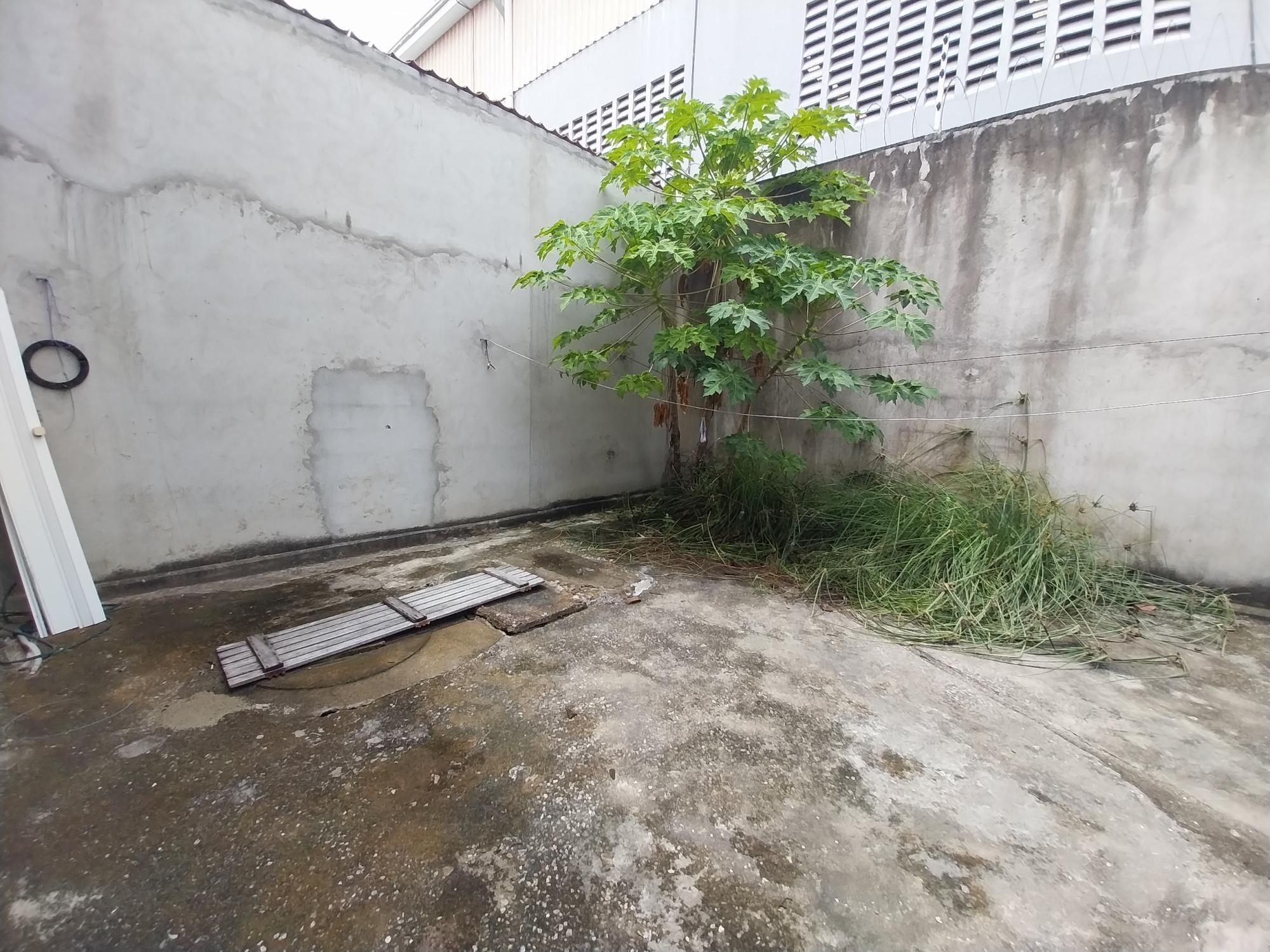 Casa para alugar com 2 quartos, 86m² - Foto 26