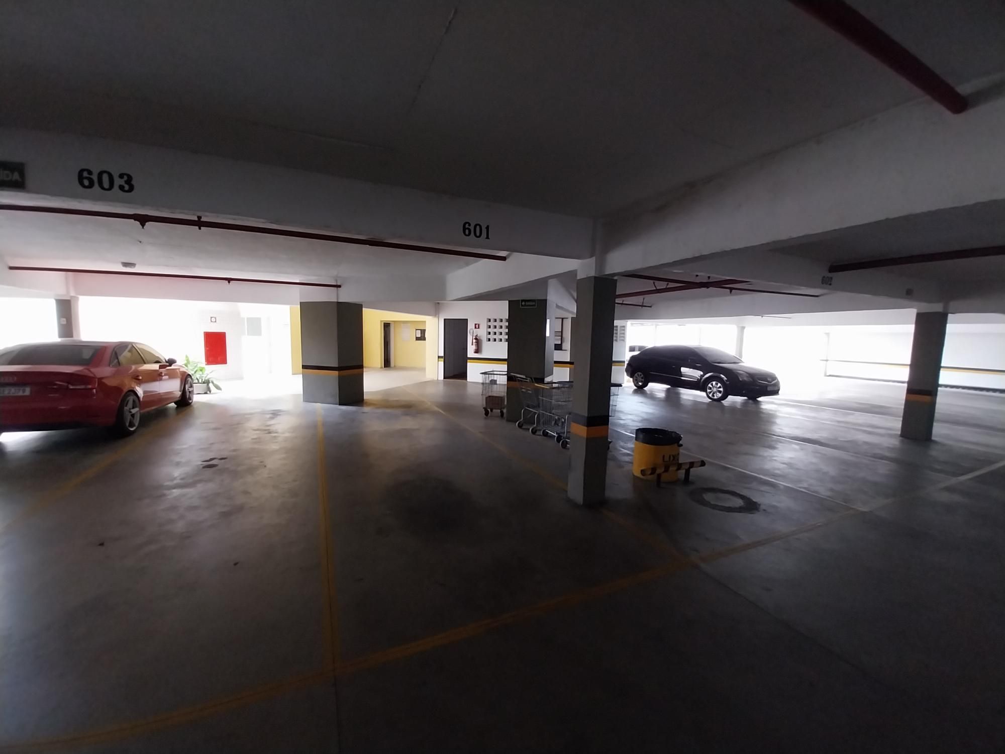 Apartamento à venda com 3 quartos, 107m² - Foto 21