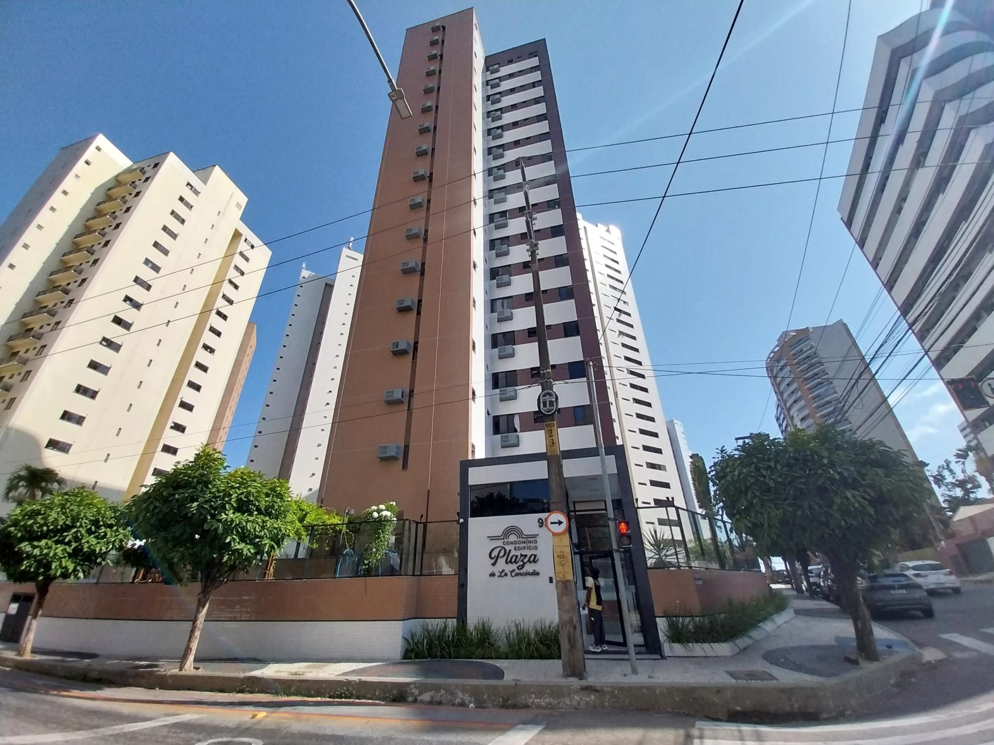 Apartamento à venda com 4 quartos, 140m² - Foto 1