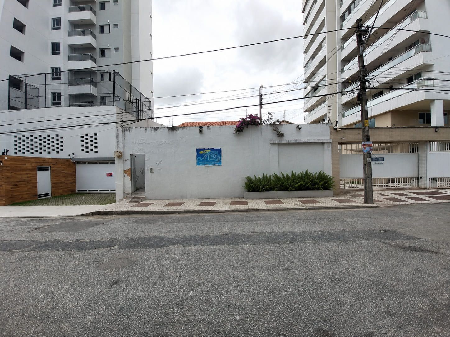 Casa, 4 quartos, 275 m² - Foto 1