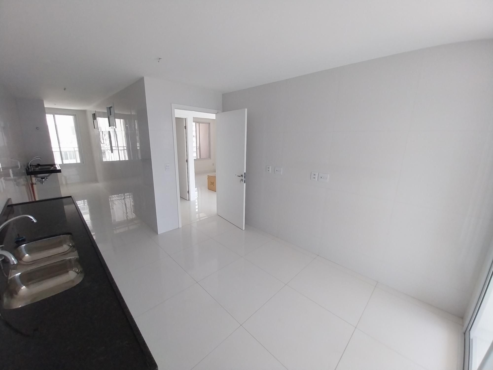 Apartamento à venda com 5 quartos, 271m² - Foto 14