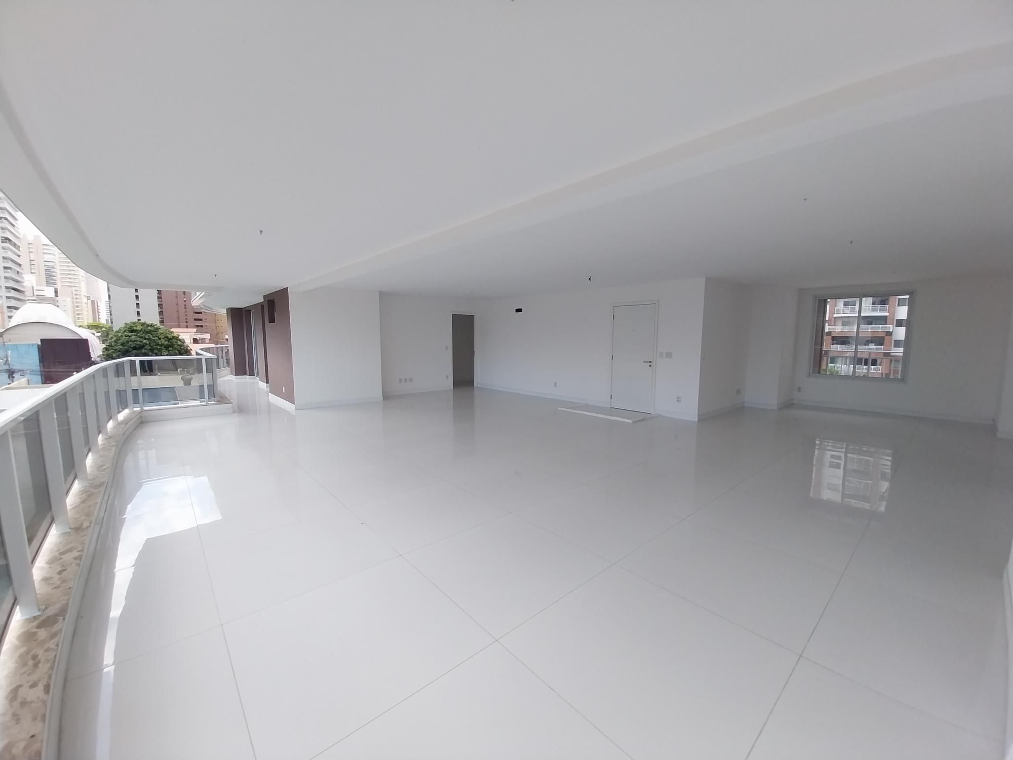 Apartamento à venda com 5 quartos, 271m² - Foto 9