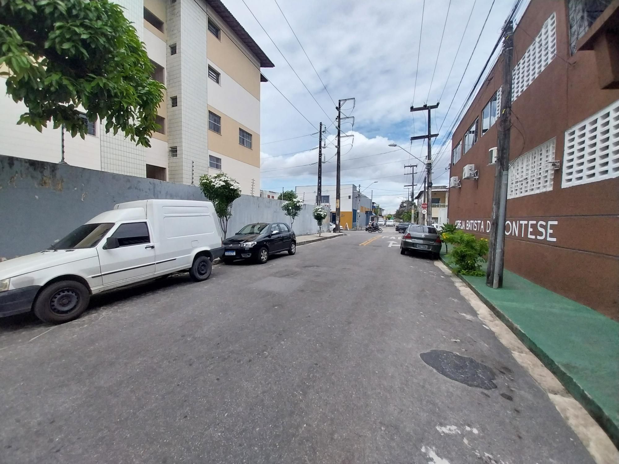 Apartamento à venda com 2 quartos, 73m² - Foto 4