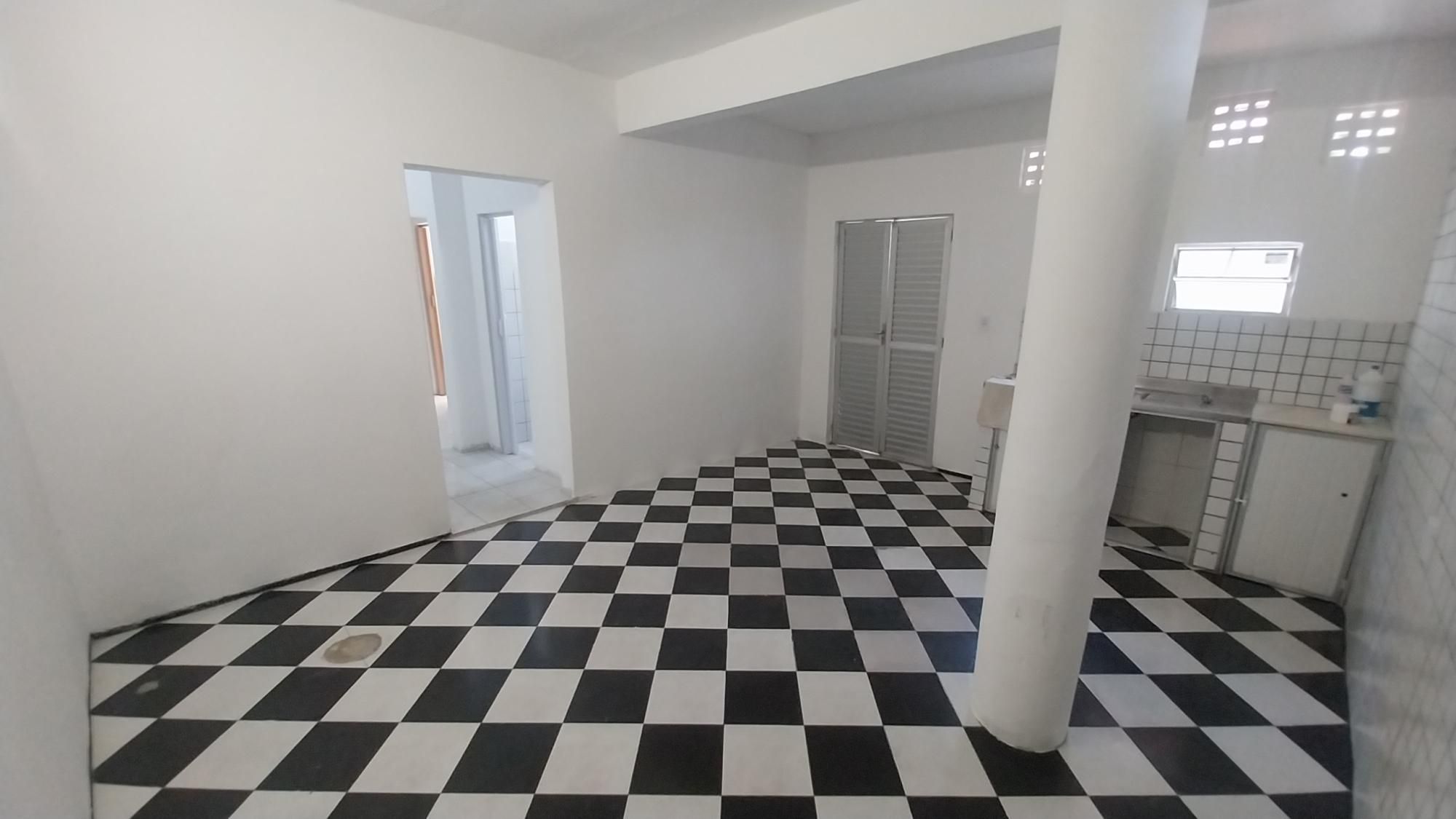 Casa para alugar com 2 quartos, 84m² - Foto 12