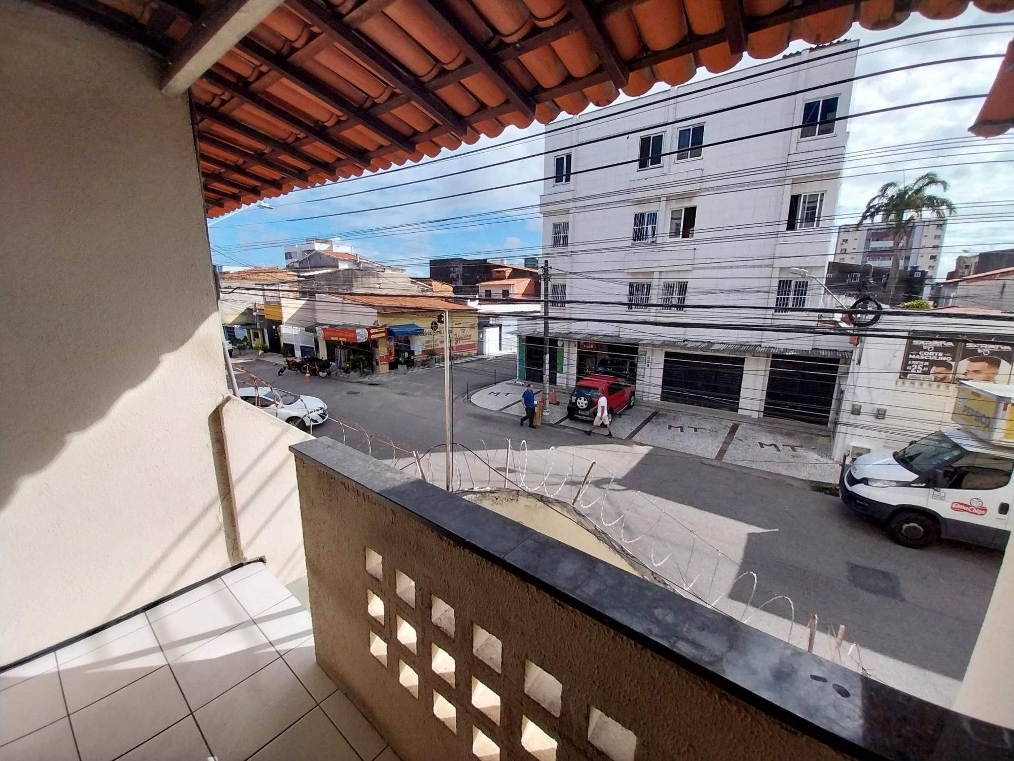 Casa Comercial à venda com 5 quartos, 241m² - Foto 34