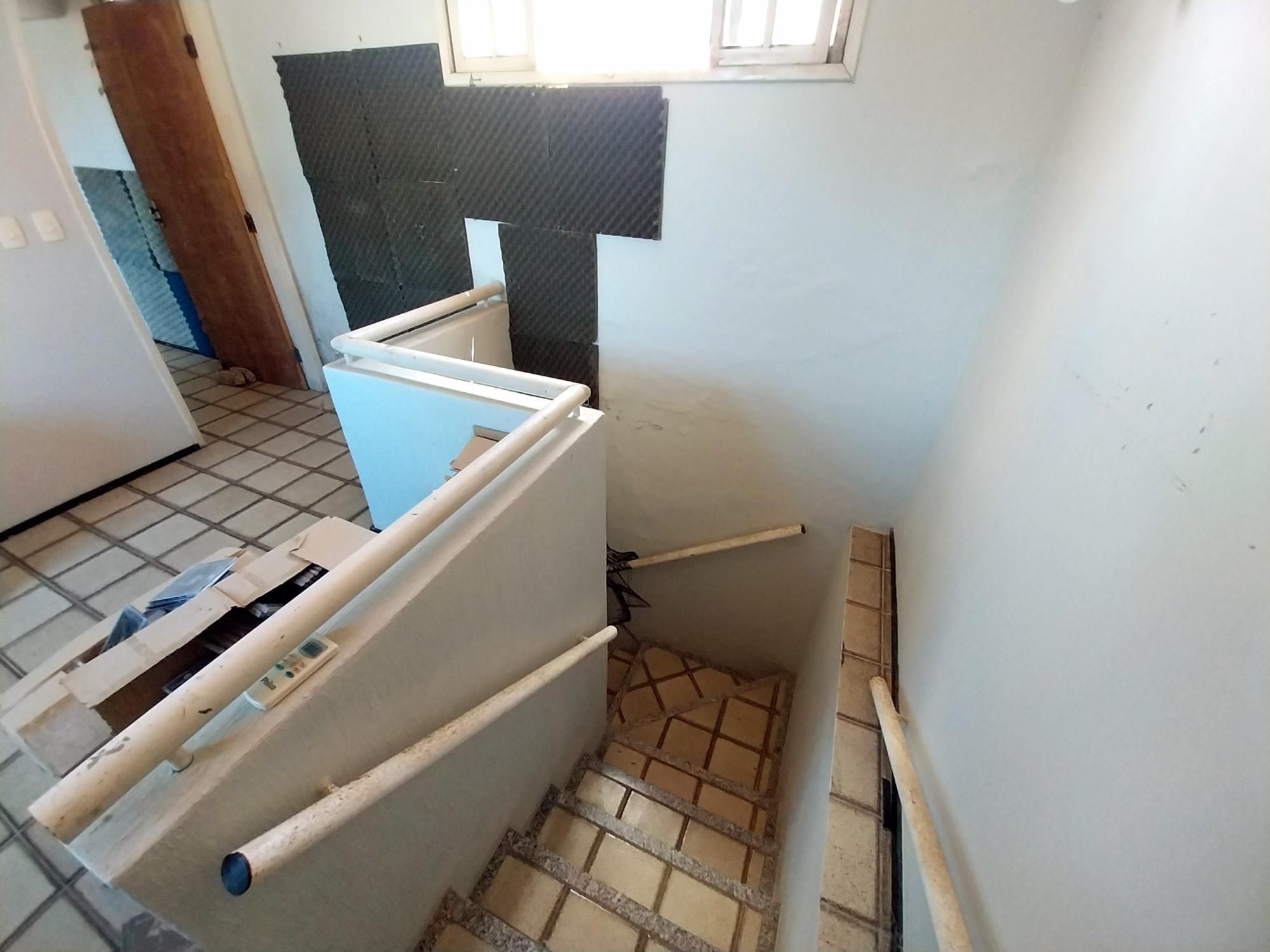 Casa, 4 quartos, 275 m² - Foto 32