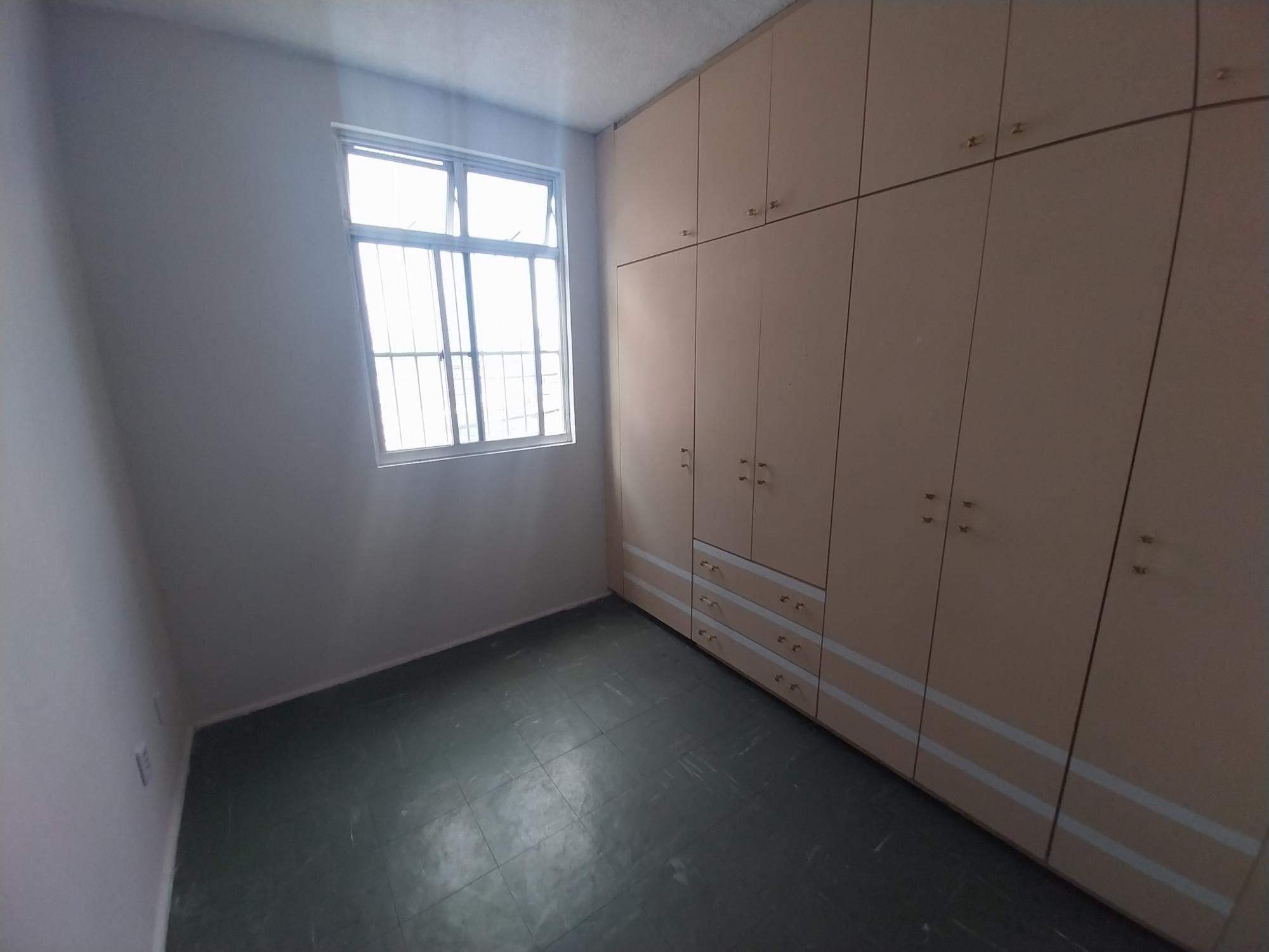 Apartamento à venda com 2 quartos, 68m² - Foto 18