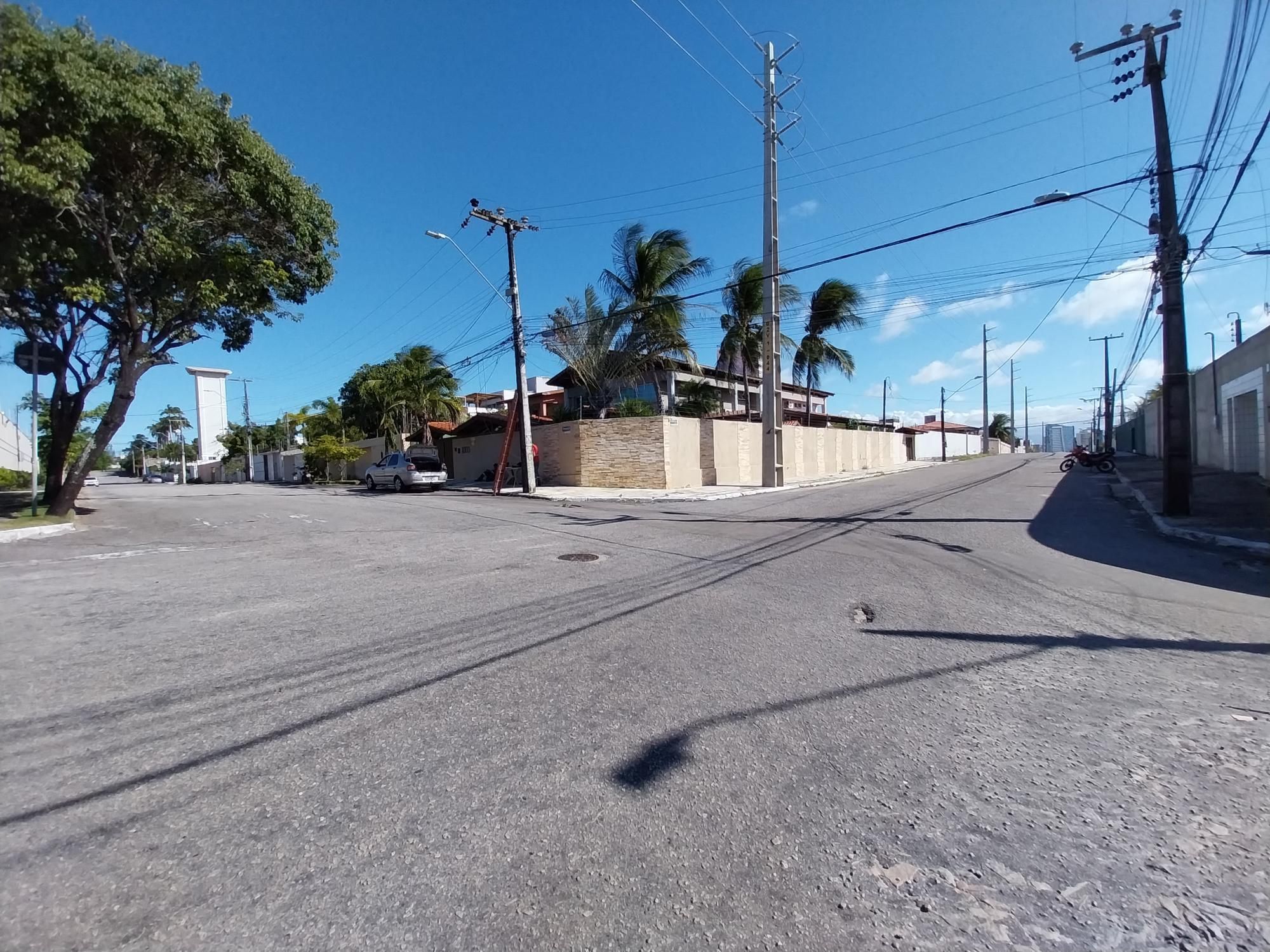 Casa, 5 quartos, 680 m² - Foto 1