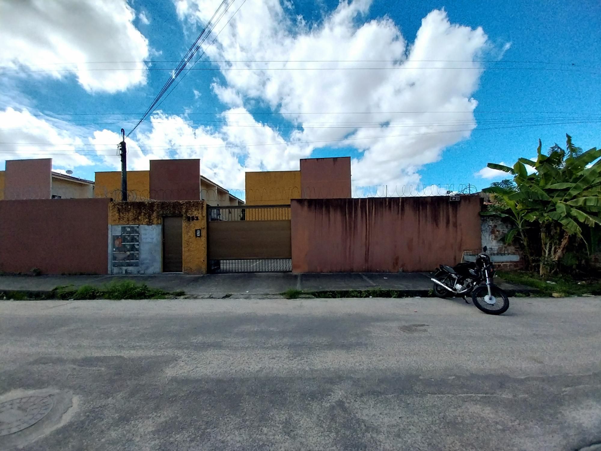 Casa, 2 quartos, 68 m² - Foto 1