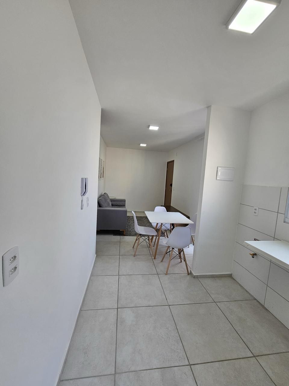 Apartamento à venda com 2 quartos, 40m² - Foto 11