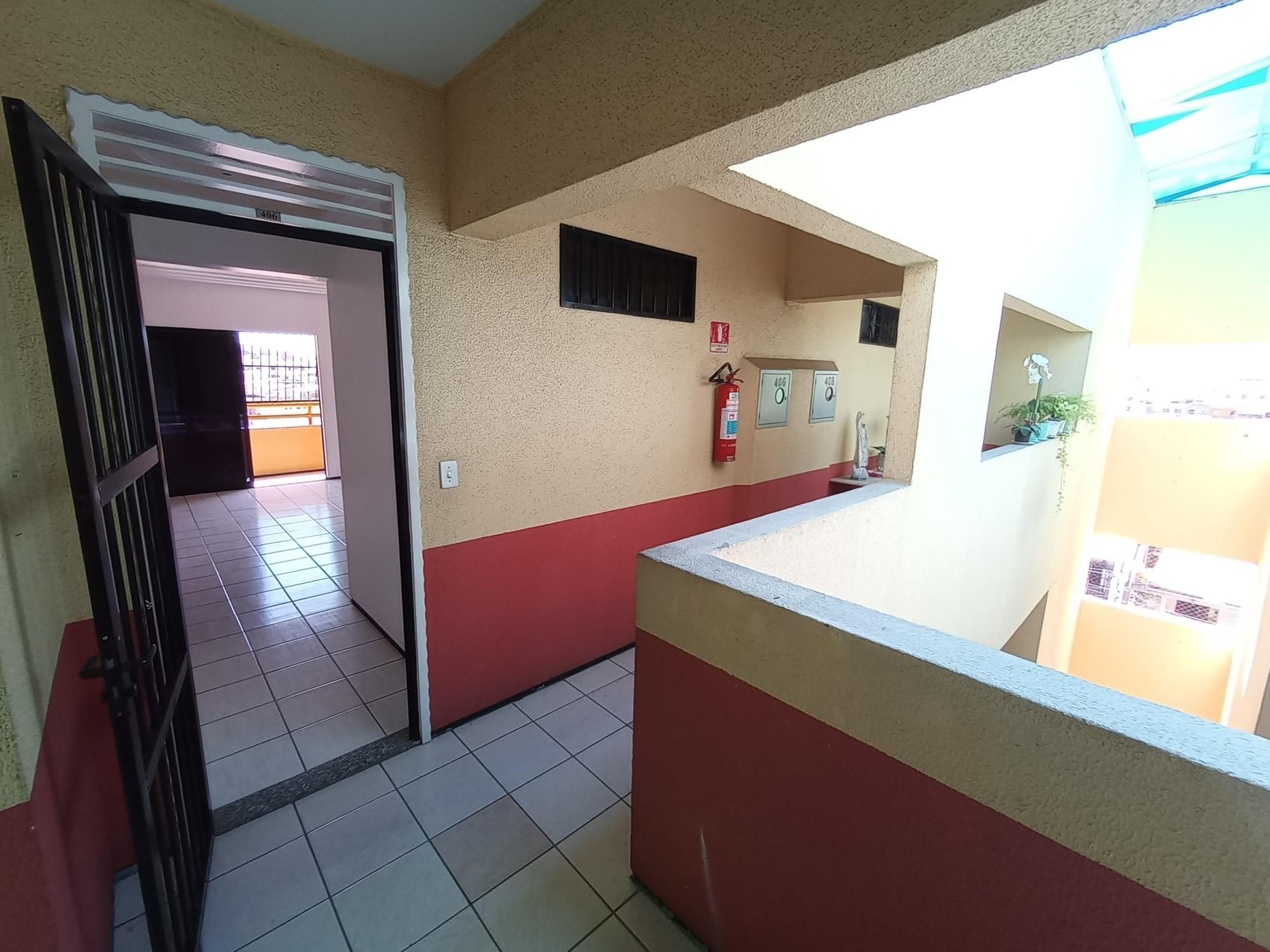 Apartamento para alugar com 3 quartos, 92m² - Foto 12