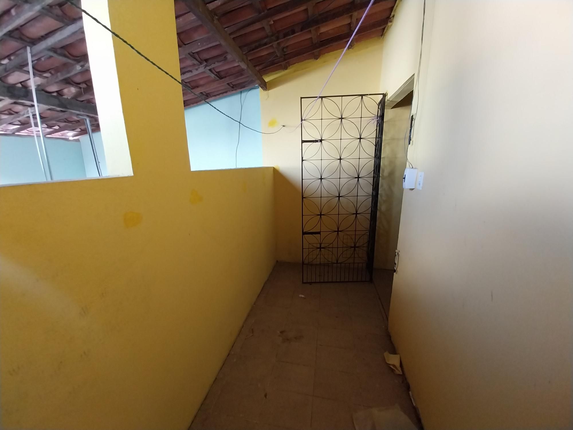 Casa para alugar com 3 quartos, 85m² - Foto 32