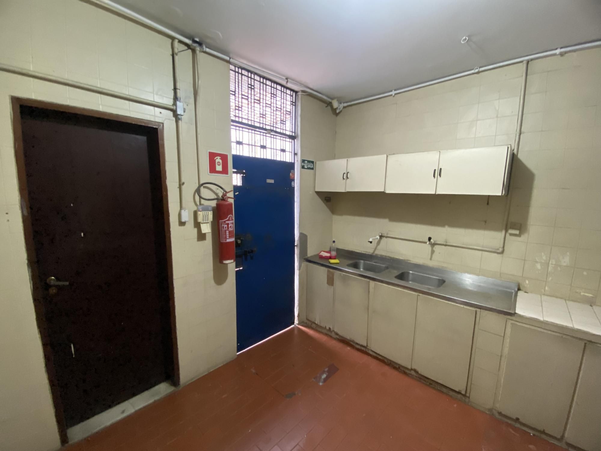 Loja-Salão para alugar com 11 quartos, 390m² - Foto 5