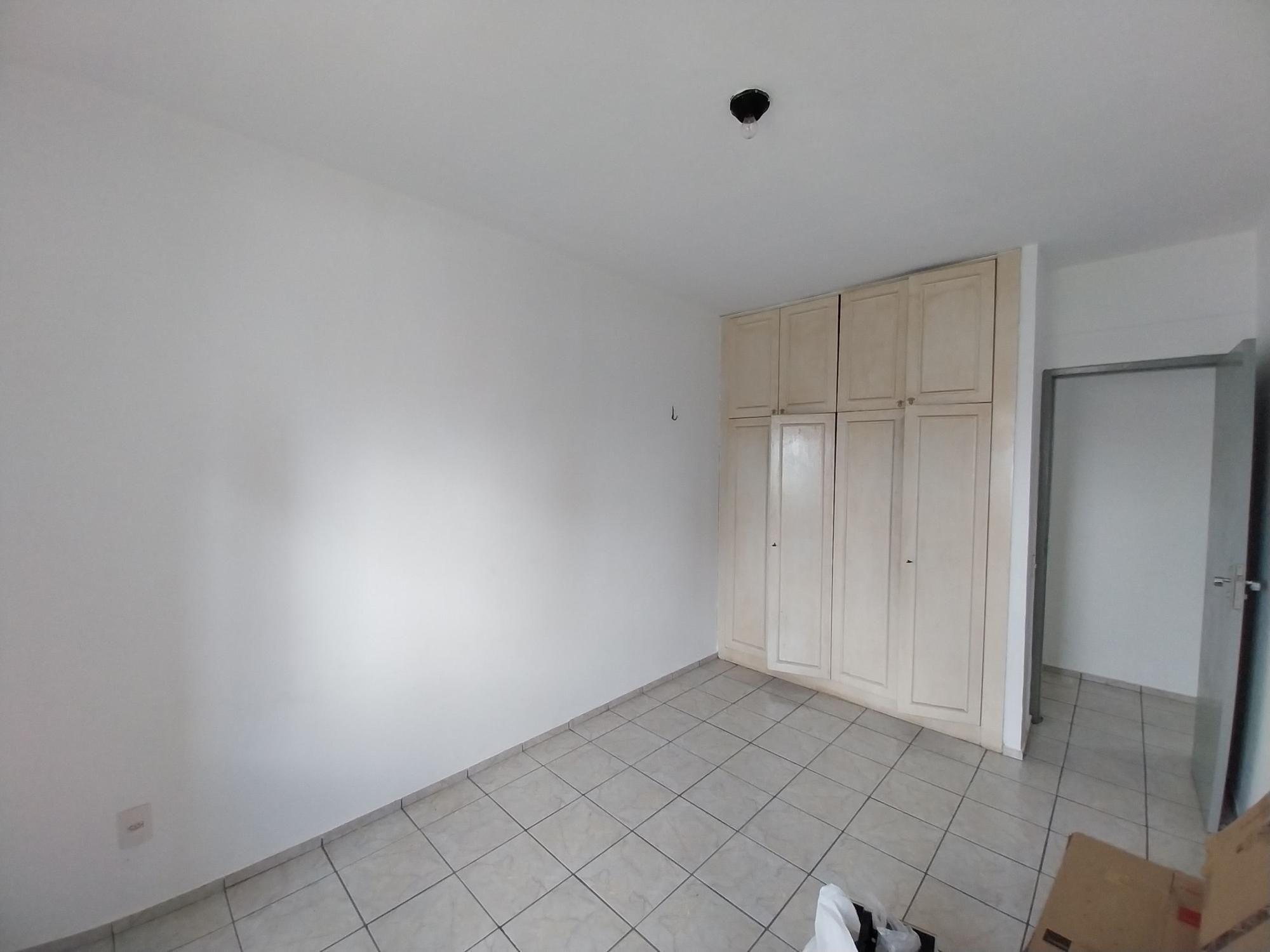 Apartamento à venda com 4 quartos, 86m² - Foto 28