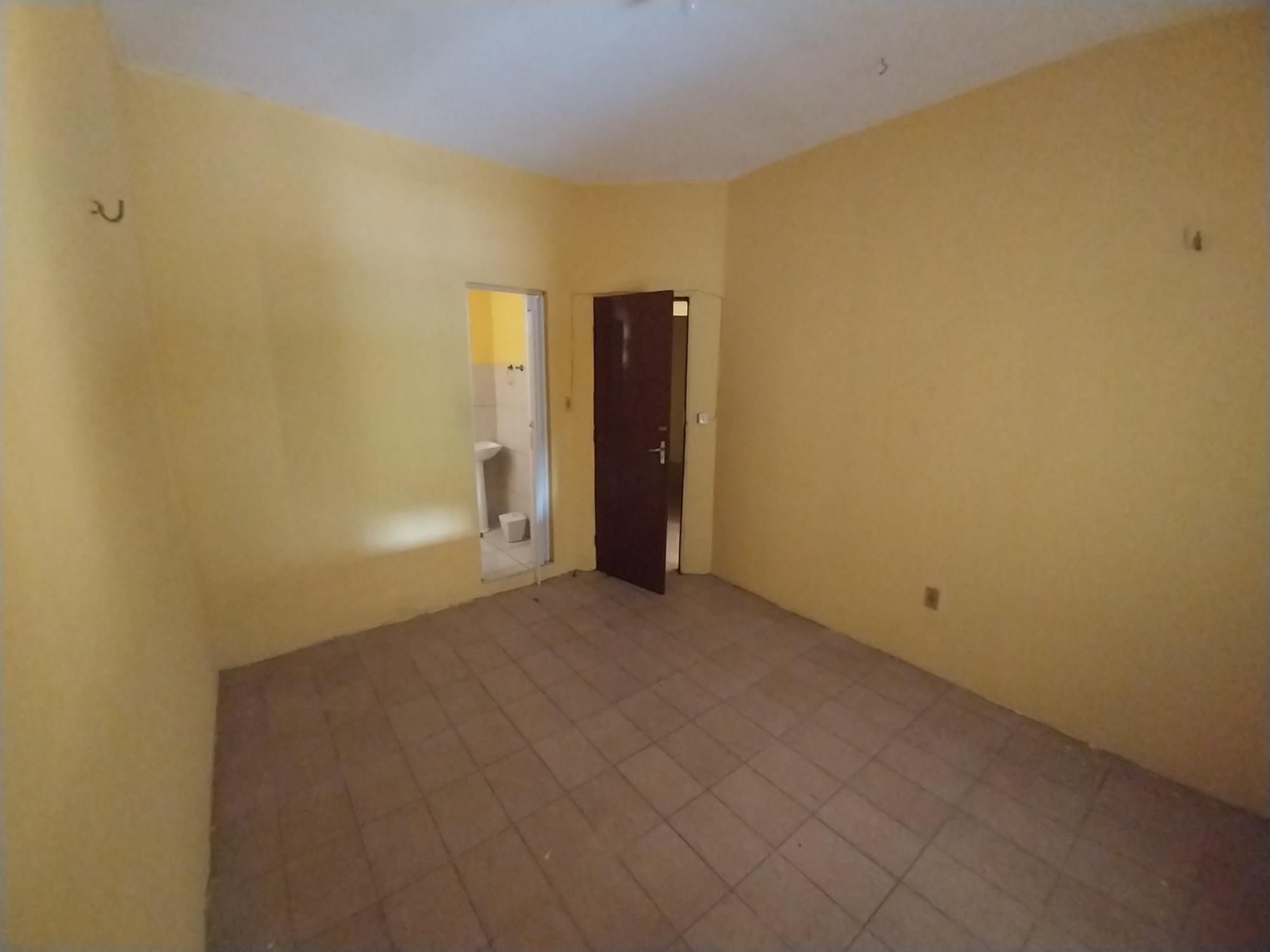 Casa para alugar com 3 quartos, 85m² - Foto 11