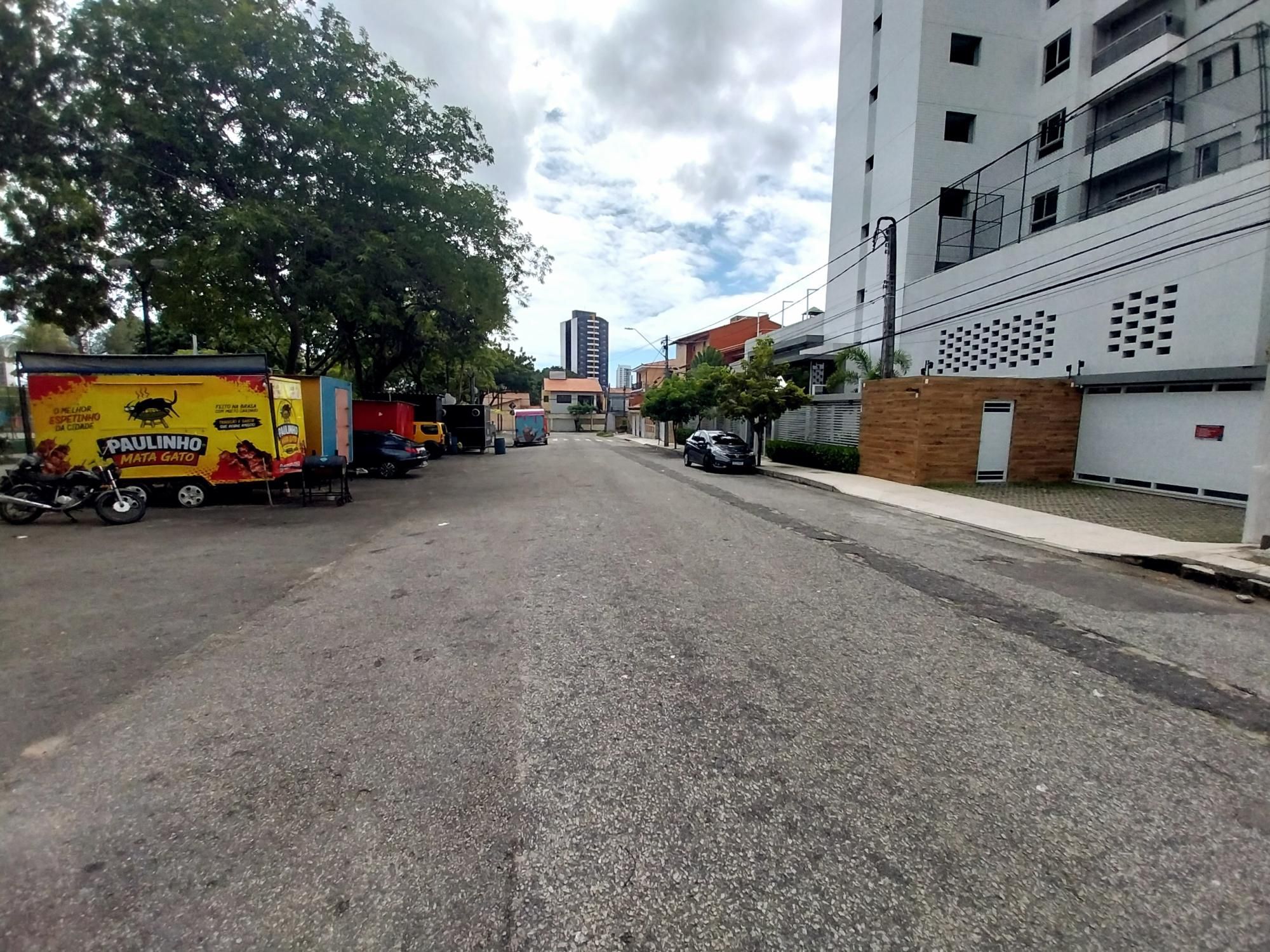 Casa, 4 quartos, 275 m² - Foto 2