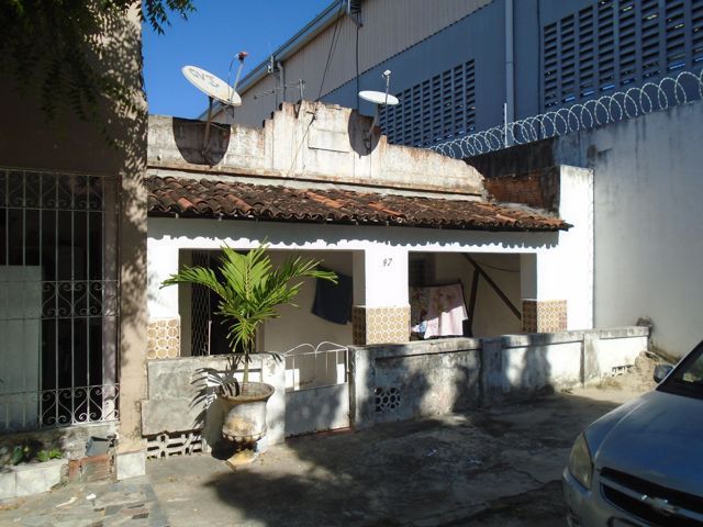 Casa para alugar com 2 quartos, 86m² - Foto 1
