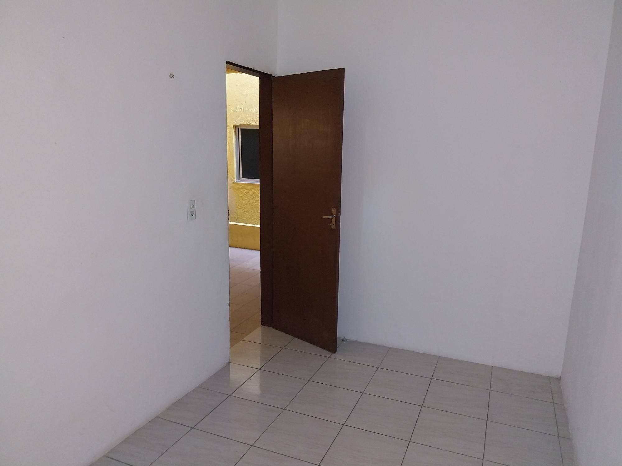 Casa para alugar com 3 quartos, 85m² - Foto 29