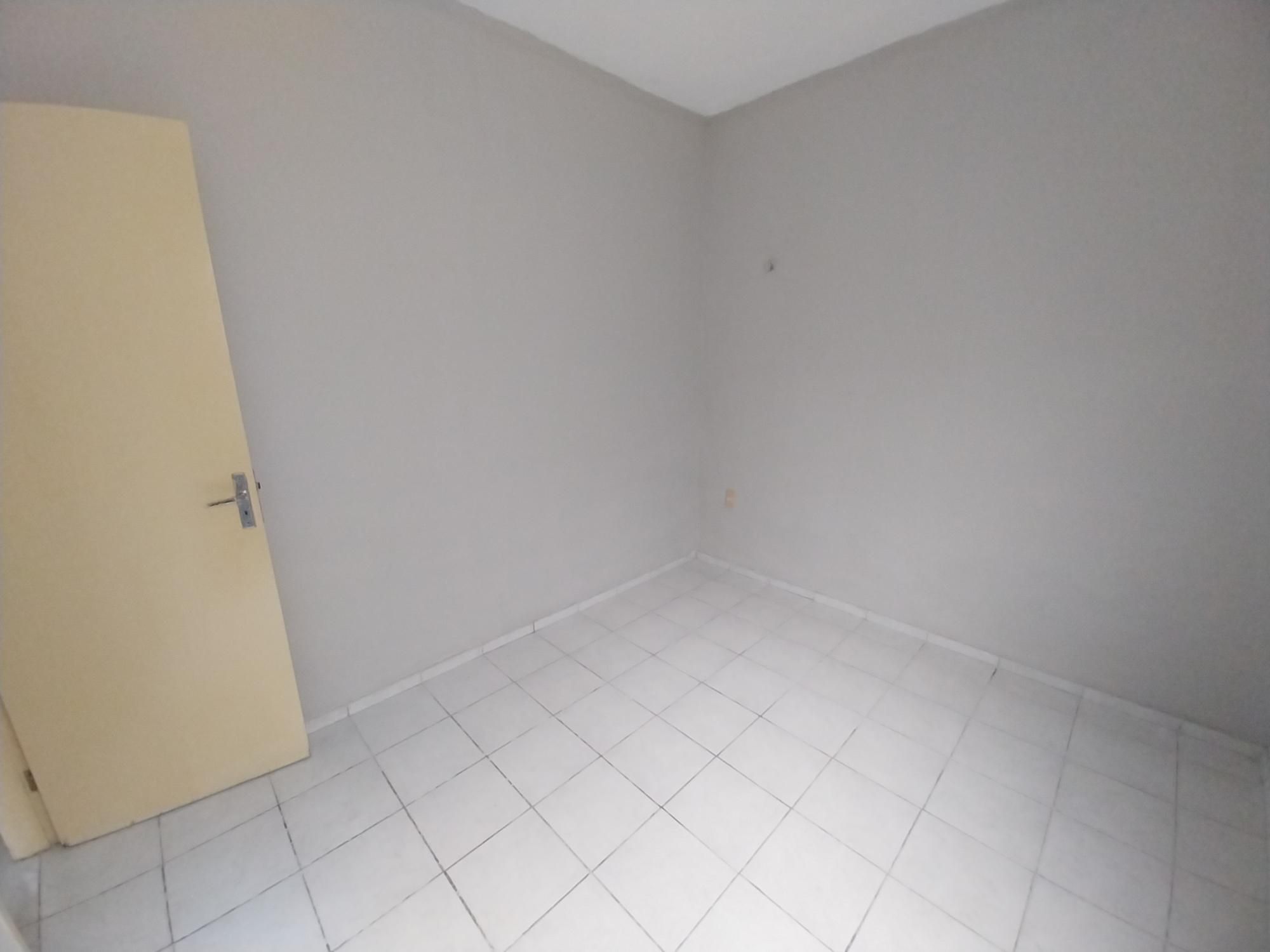 Casa para alugar com 2 quartos, 62m² - Foto 16