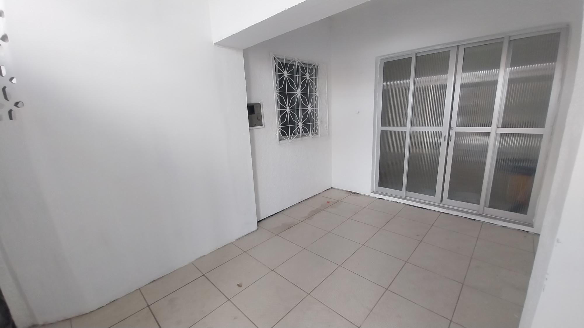 Casa para alugar com 2 quartos, 84m² - Foto 2