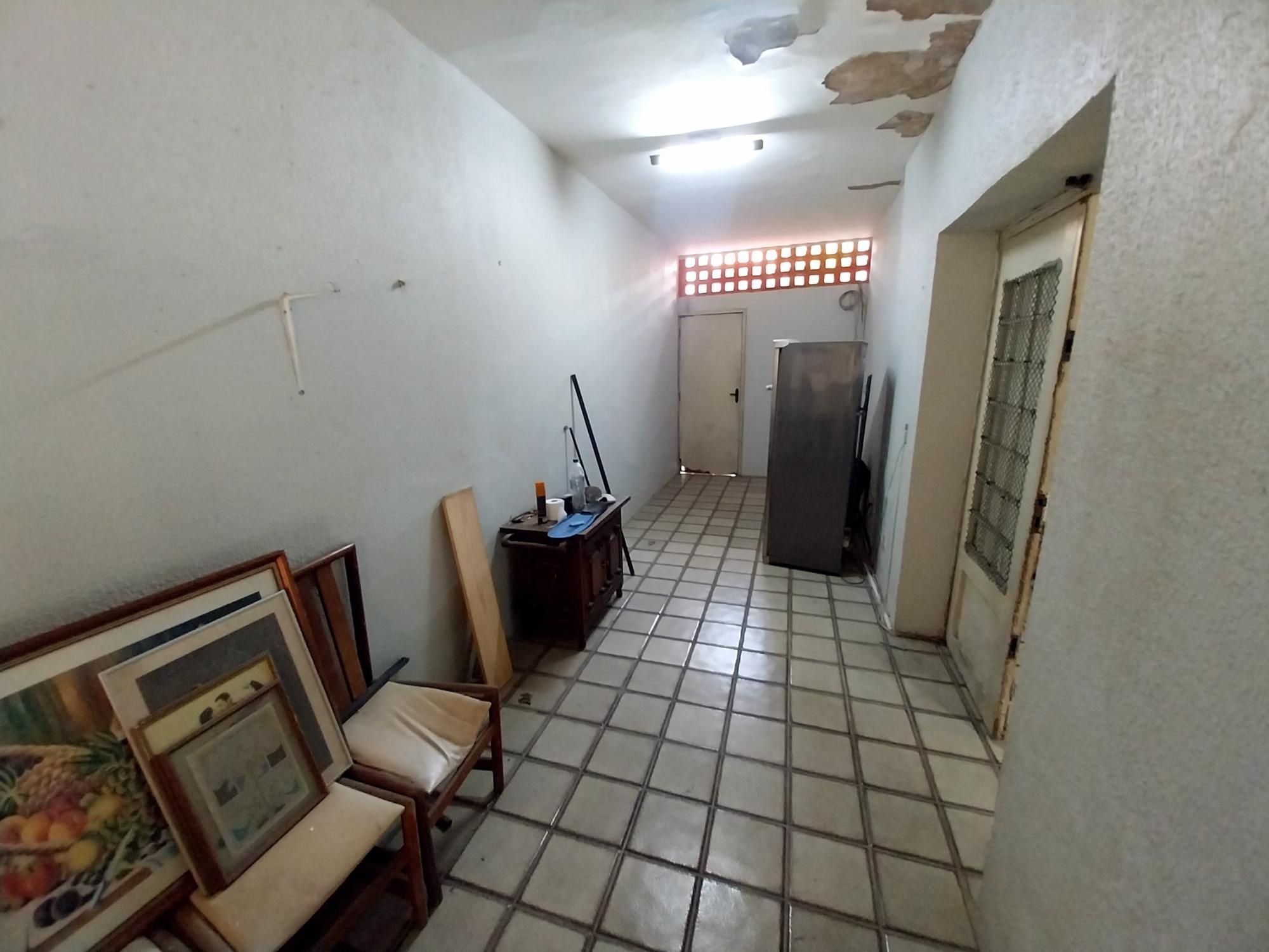 Casa, 4 quartos, 275 m² - Foto 33