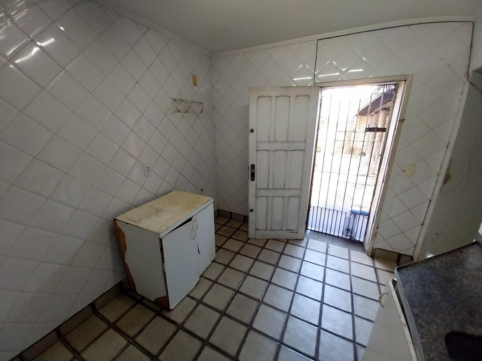 Casa, 4 quartos, 275 m² - Foto 31