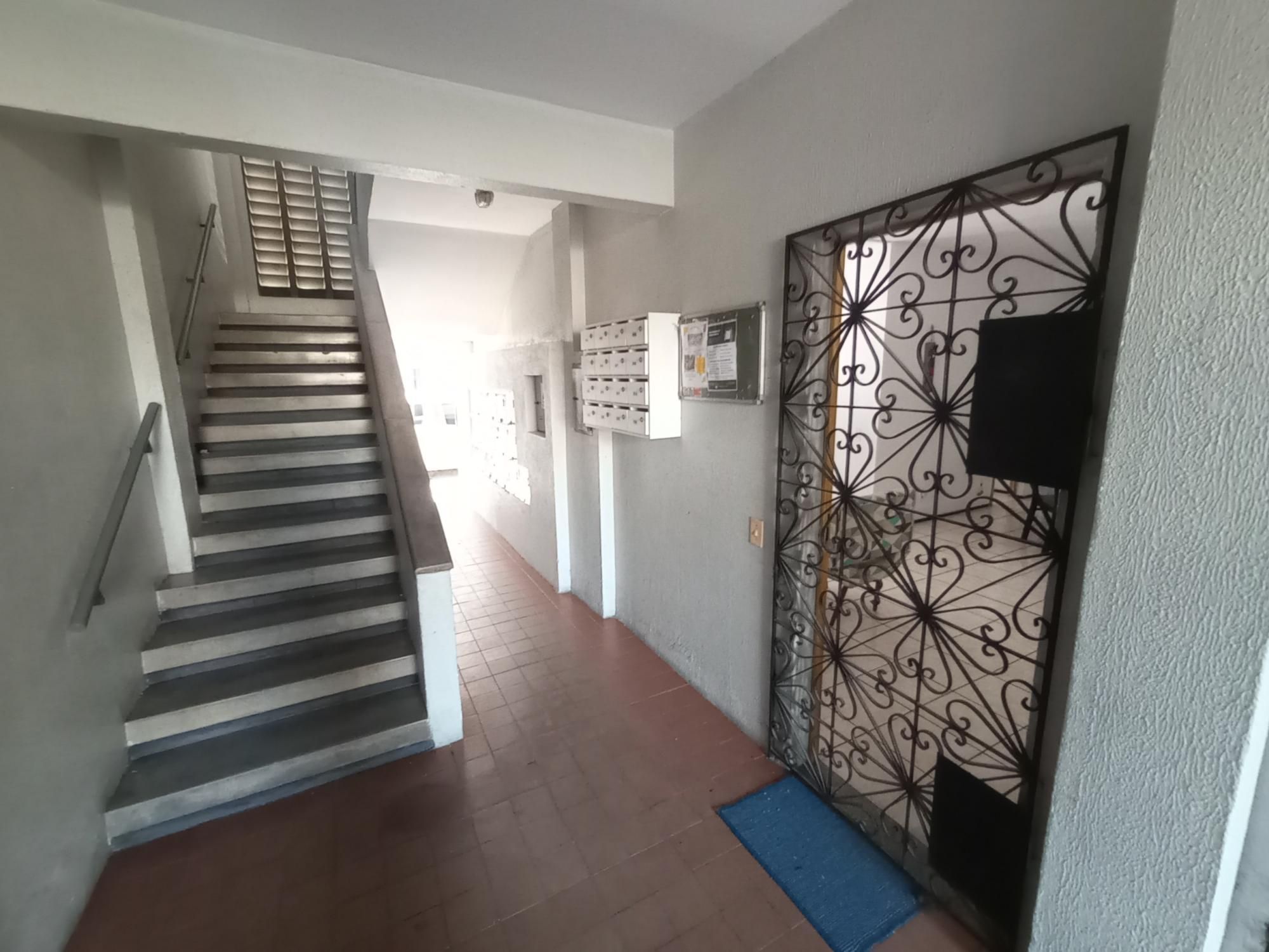 Apartamento à venda com 2 quartos, 73m² - Foto 14