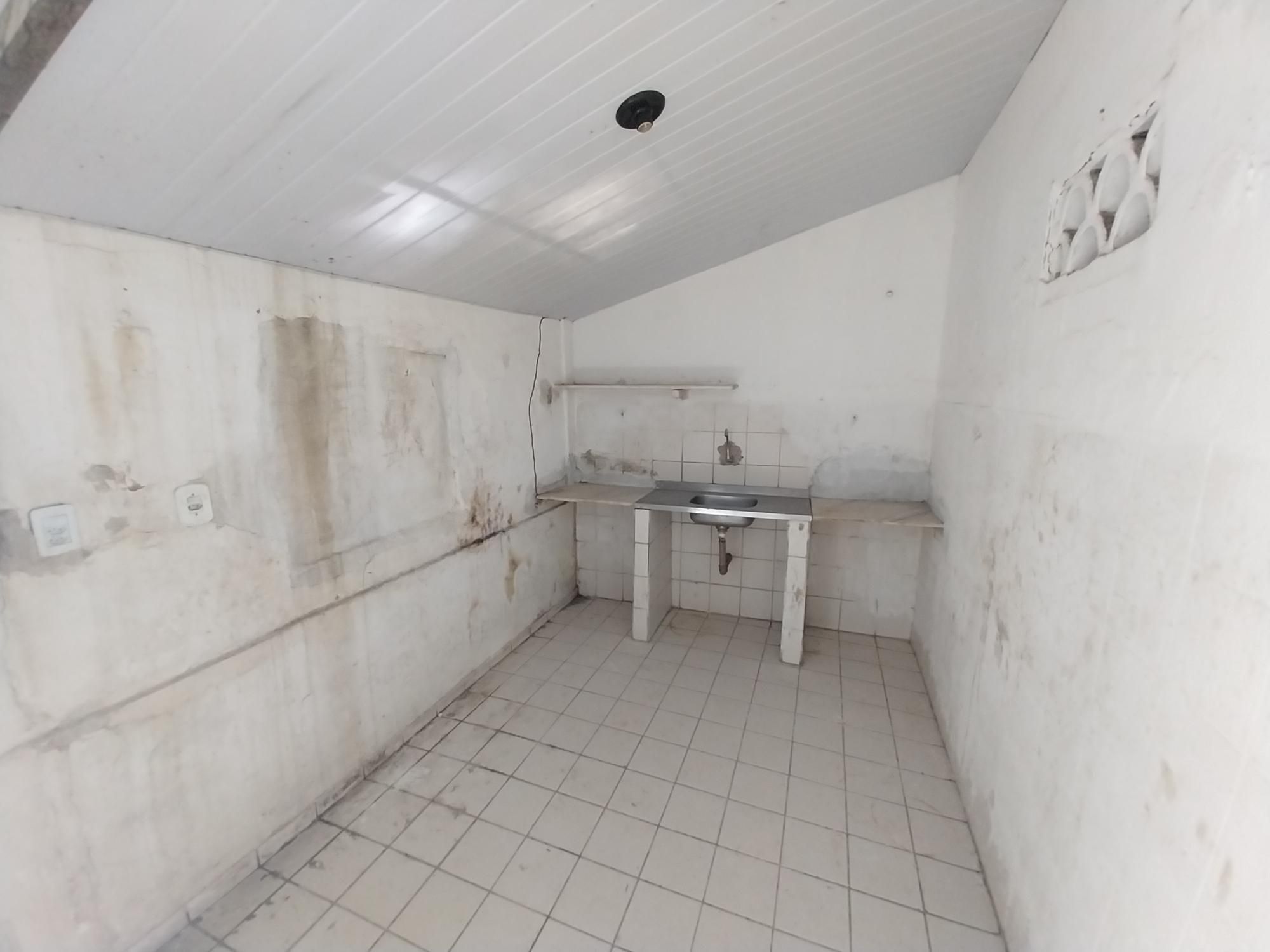Casa para alugar com 2 quartos, 86m² - Foto 19