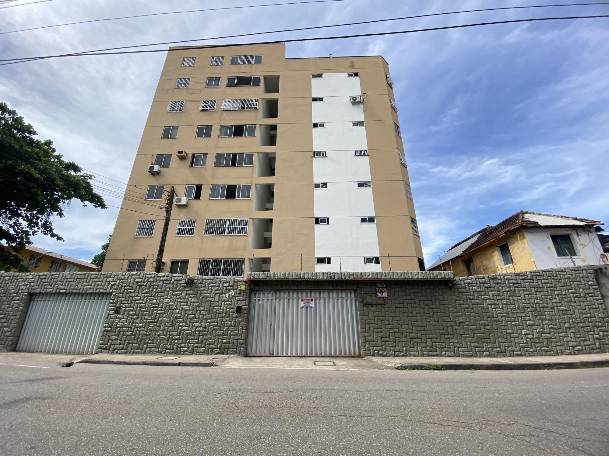 Apartamento à venda com 3 quartos, 75m² - Foto 1