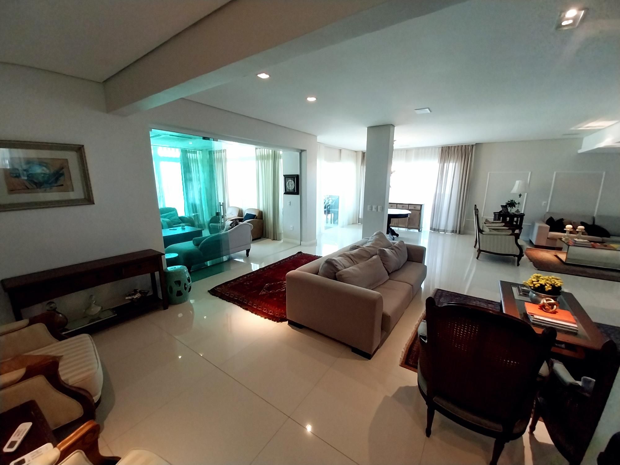 (CA2418) Excelente casa medindo 518m² localizada no Papicu