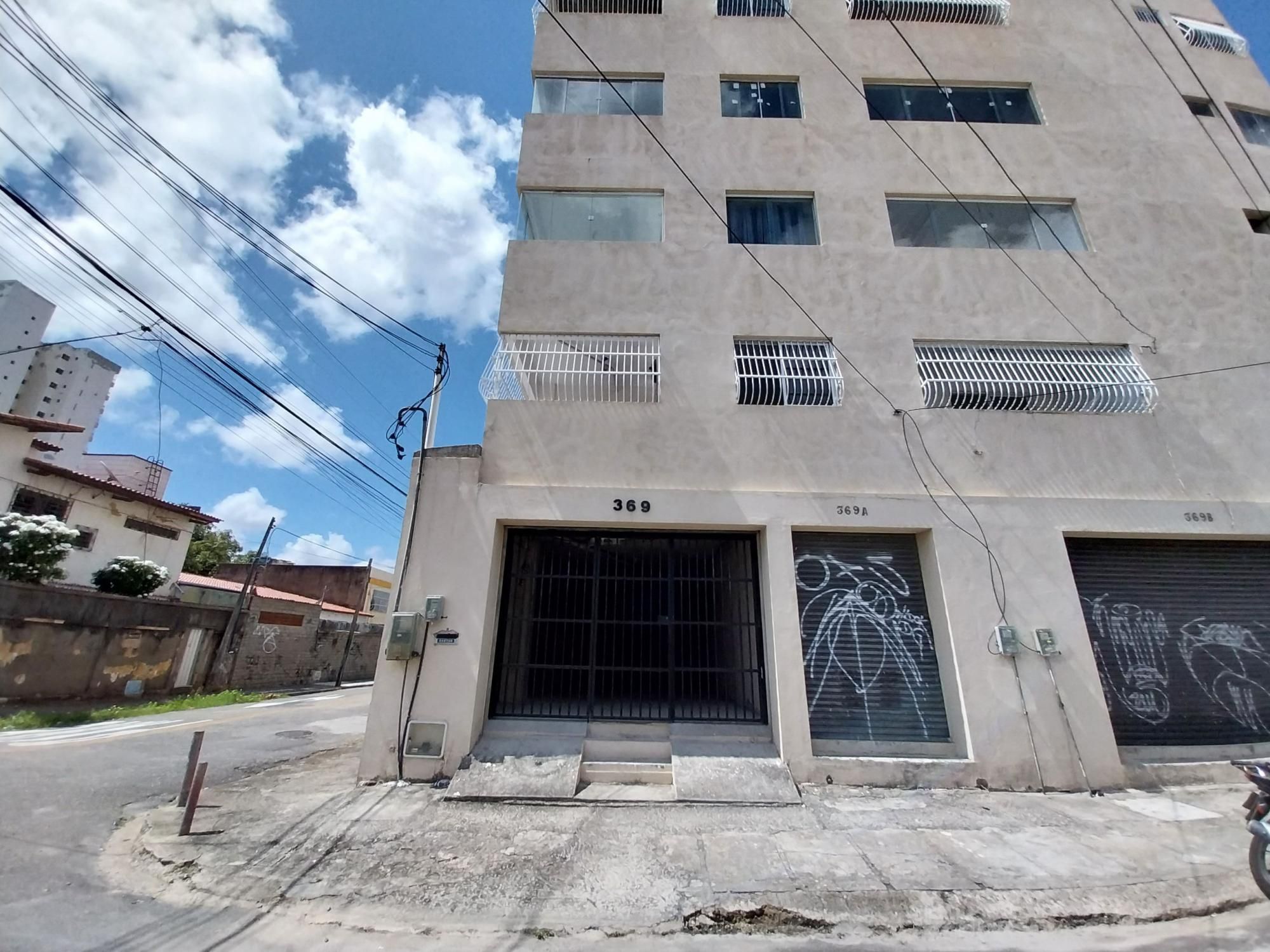 L02163 - Ponto comercial contendo 40m² bem localizado no Benfica
