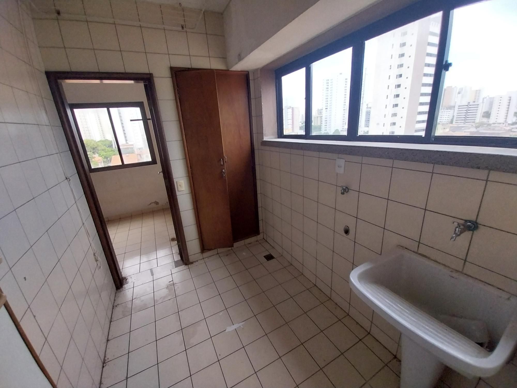 Apartamento para alugar com 4 quartos, 132m² - Foto 22