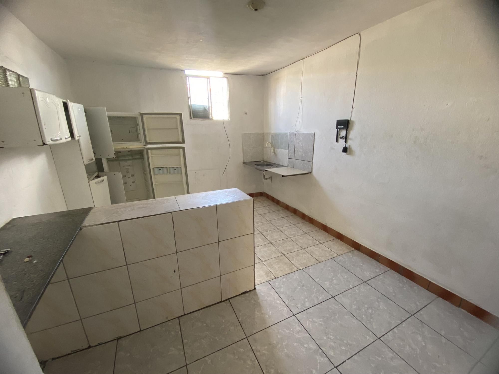 Casa Comercial à venda com 13 quartos, 450m² - Foto 31