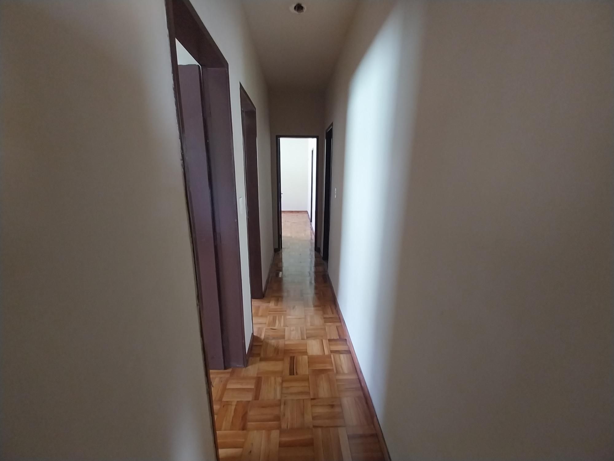 Casa para alugar com 4 quartos, 366m² - Foto 25