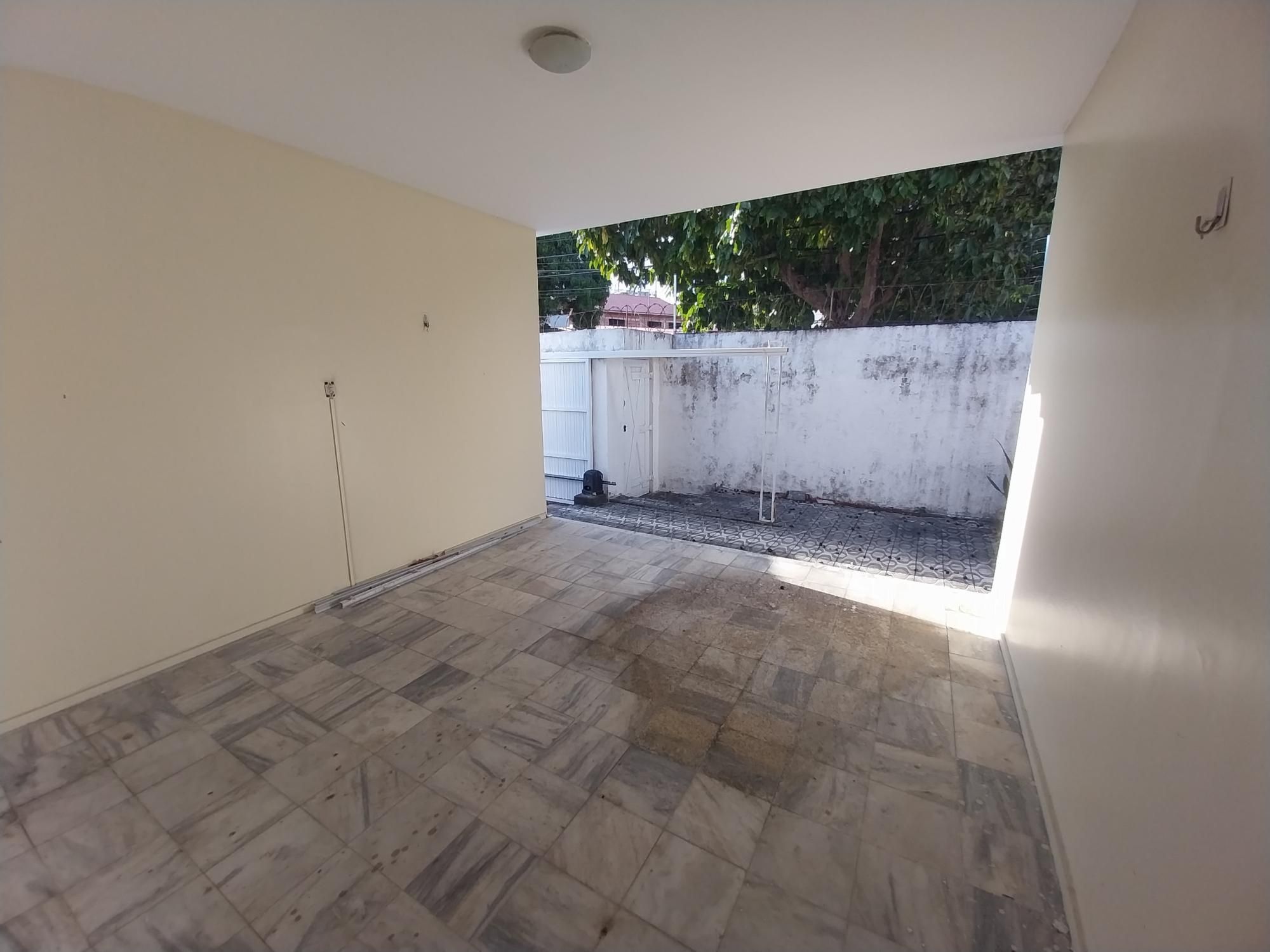 Casa à venda com 4 quartos, 400m² - Foto 5