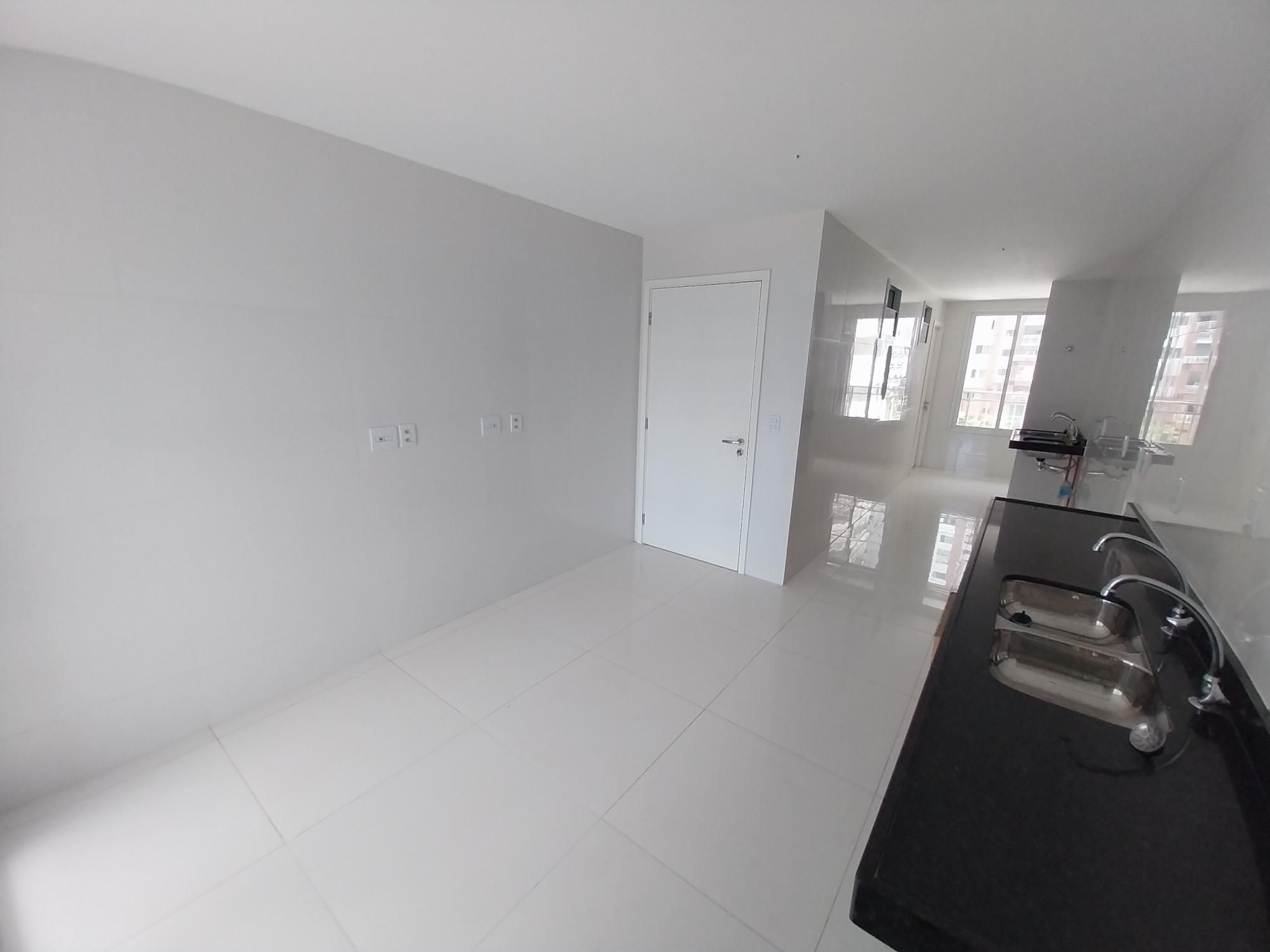 Apartamento à venda com 5 quartos, 271m² - Foto 16