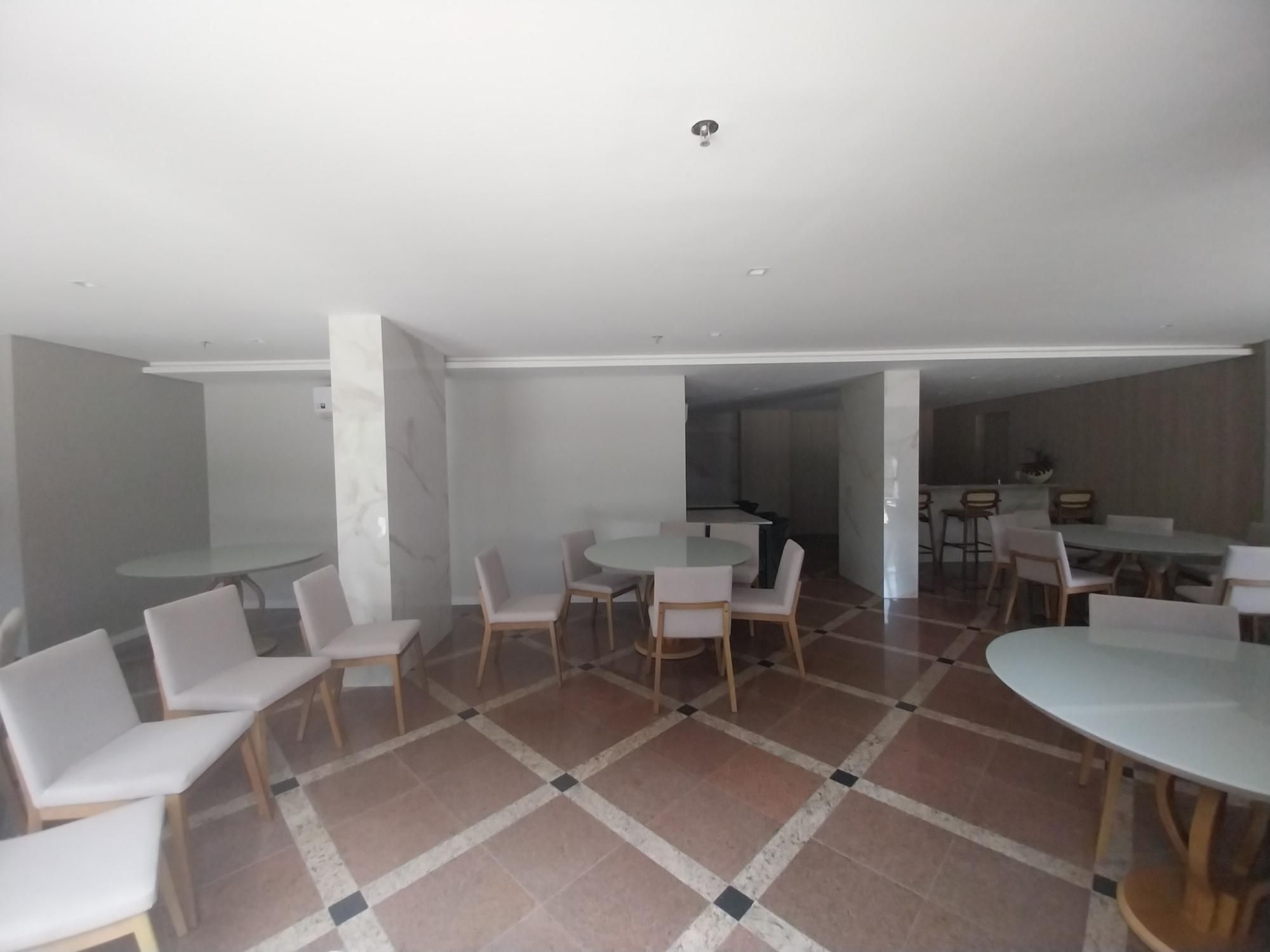 Apartamento para alugar com 4 quartos, 132m² - Foto 7
