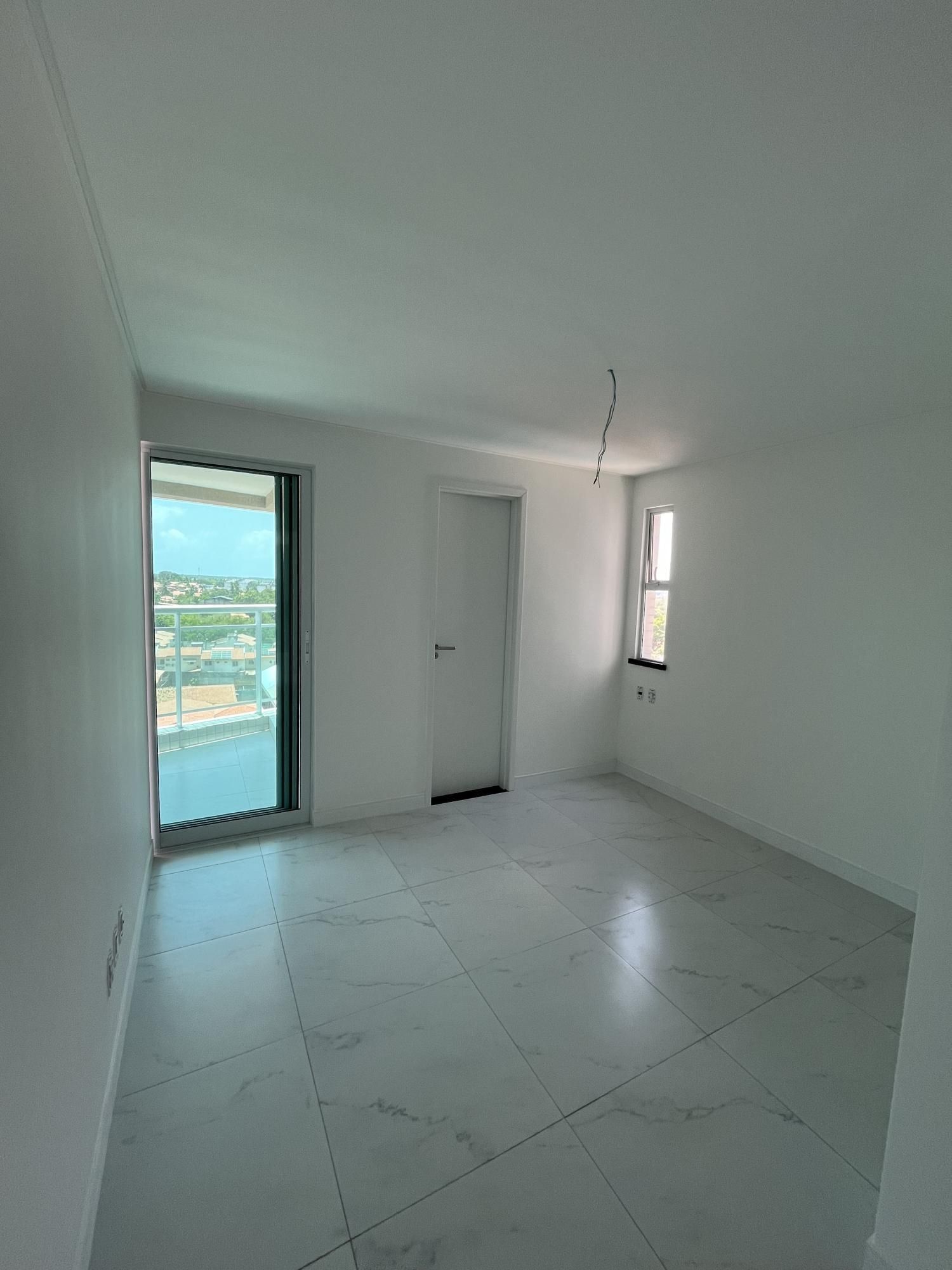 Apartamento à venda com 2 quartos, 70m² - Foto 12