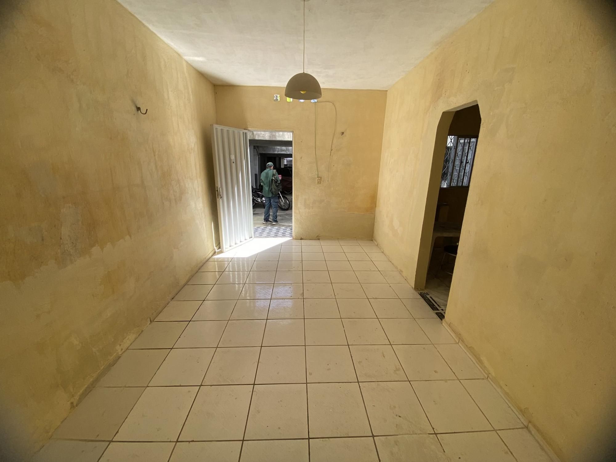 Casa Comercial à venda com 13 quartos, 450m² - Foto 22