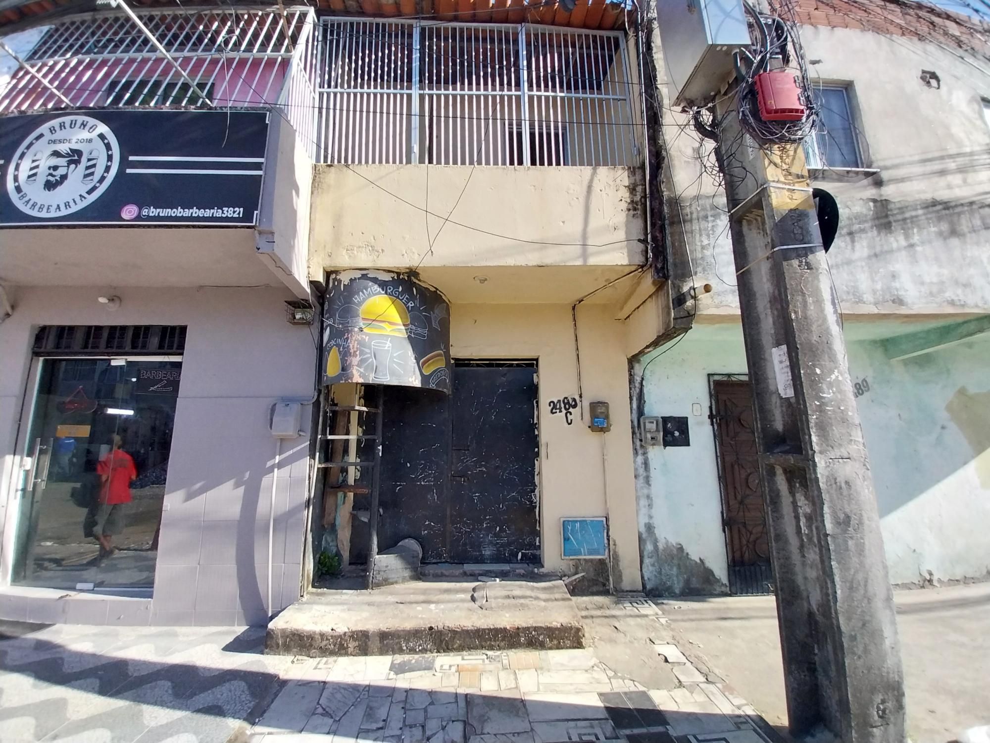 (CA2310) Casa medindo 20m² localizada no Quintino Cunha