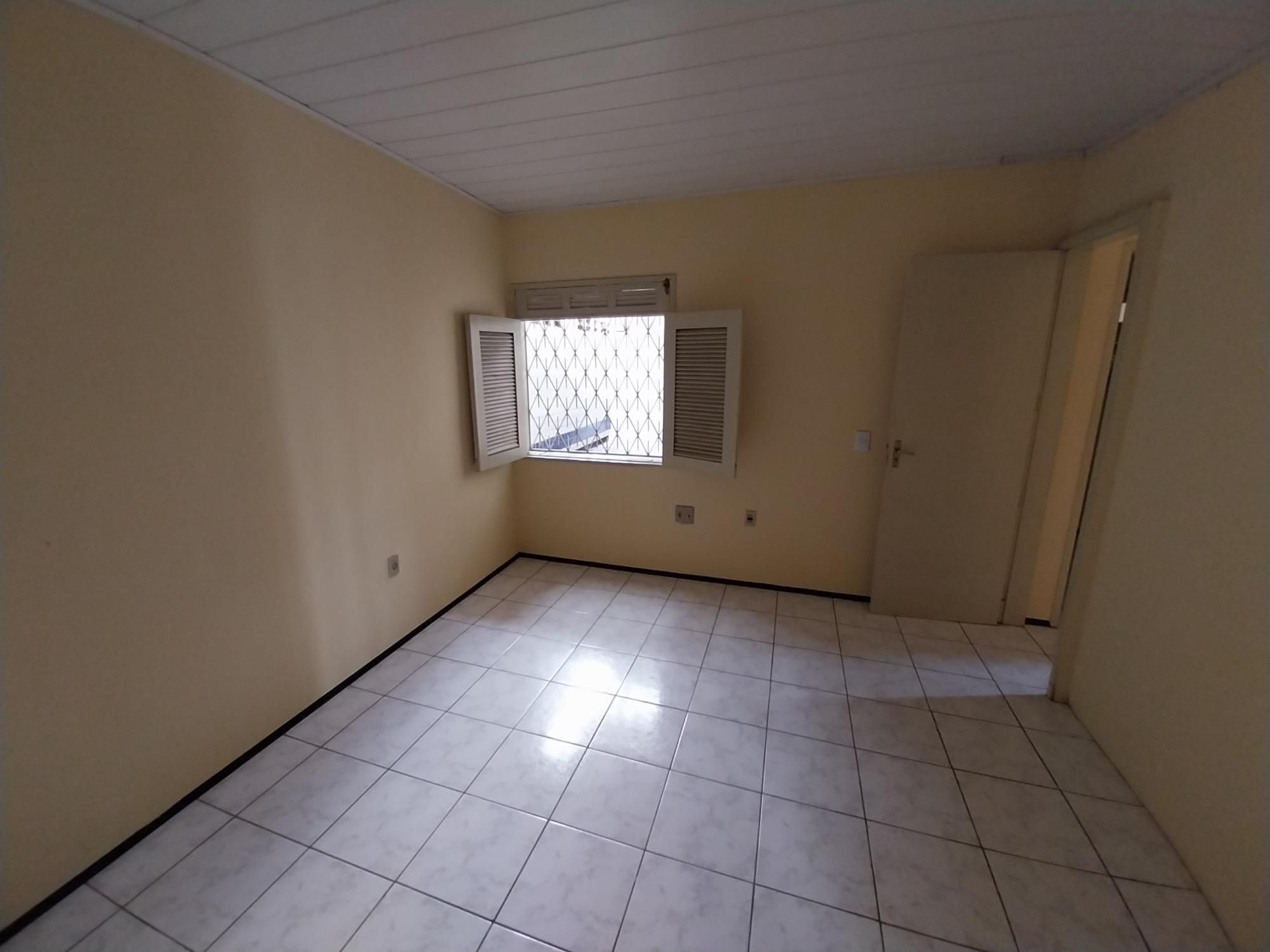 Casa Comercial à venda com 5 quartos, 241m² - Foto 26