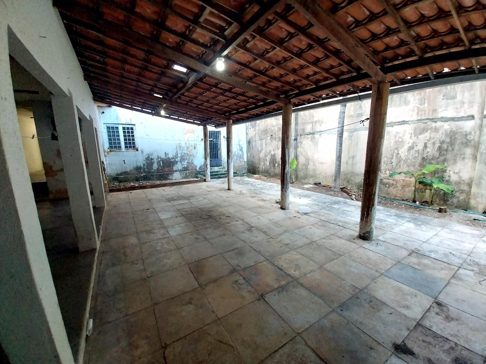 Casa, 4 quartos, 275 m² - Foto 44