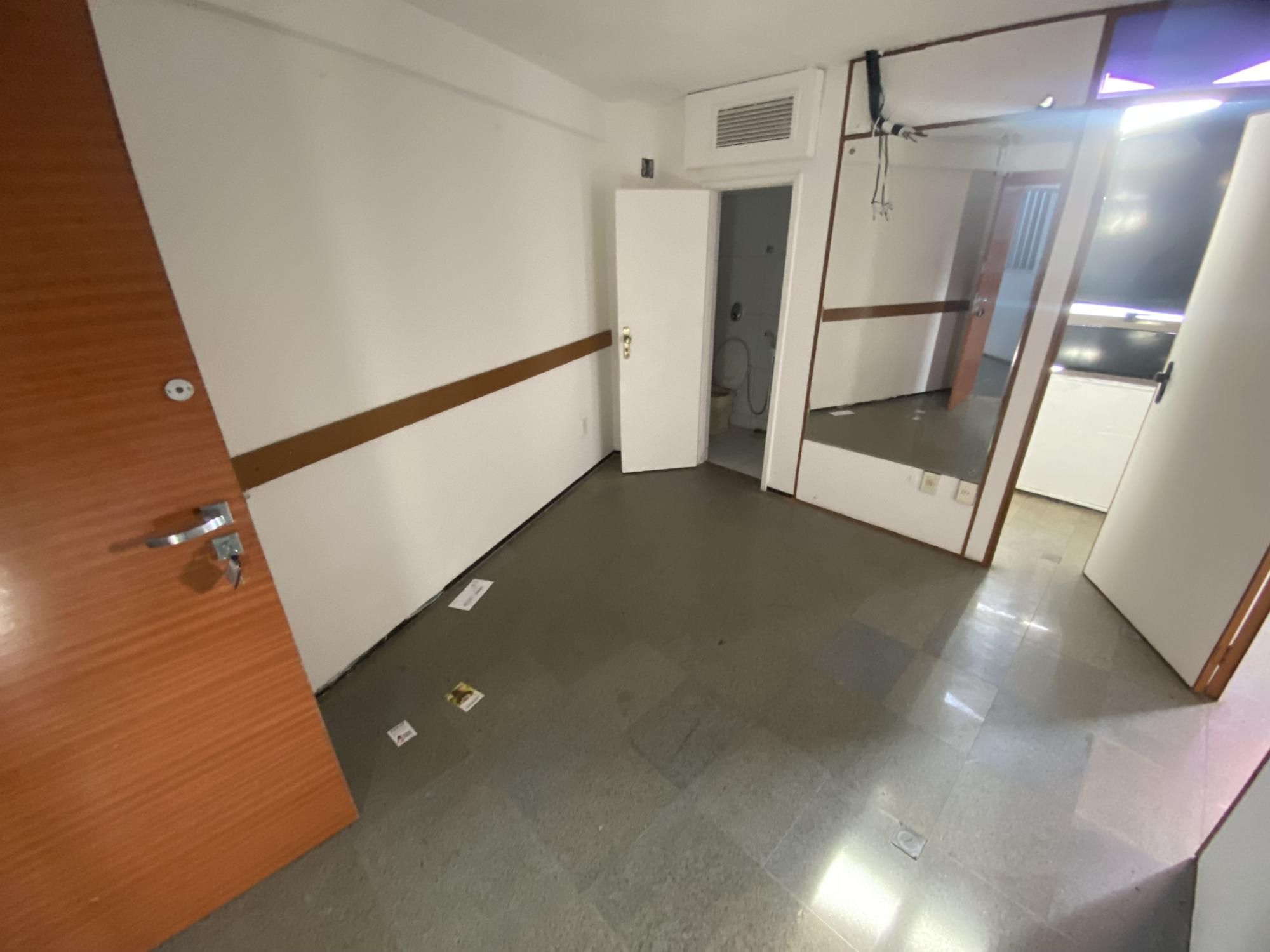 Conjunto Comercial-Sala à venda com 2 quartos, 34m² - Foto 4