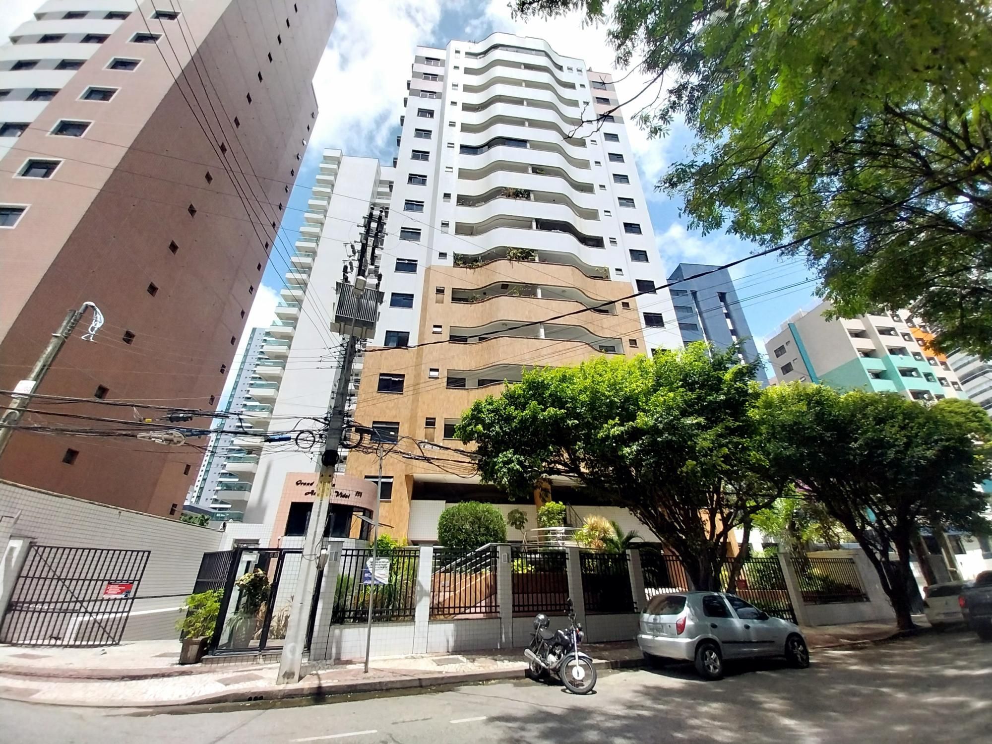 Apartamento, 3 quartos, 132 m² - Foto 1