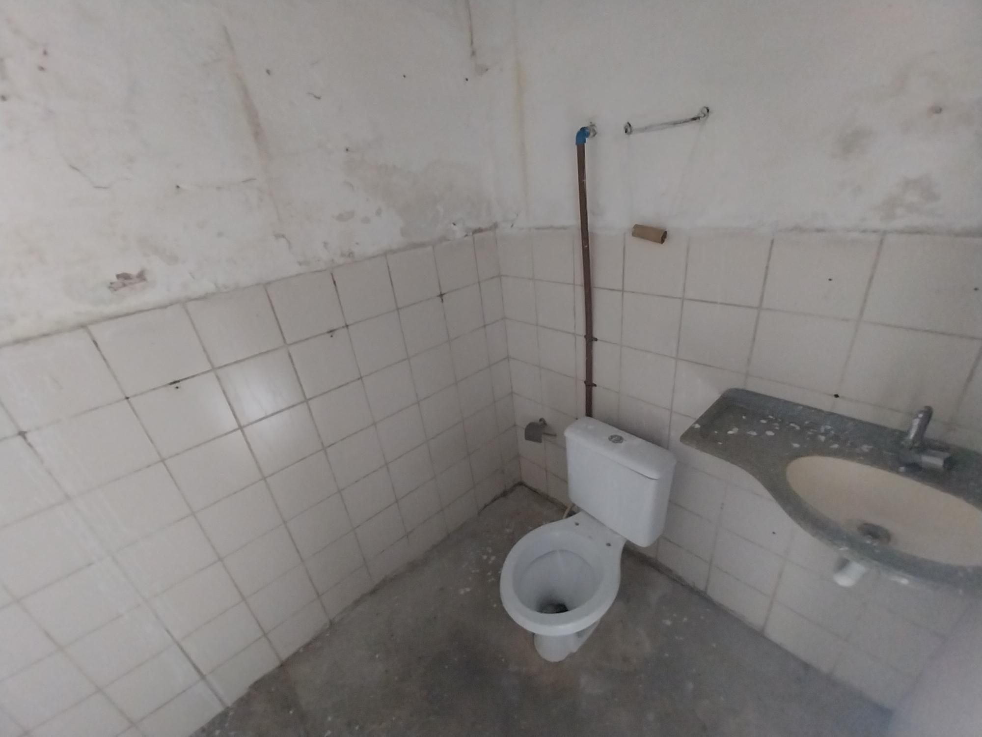 Casa para alugar com 2 quartos, 86m² - Foto 23