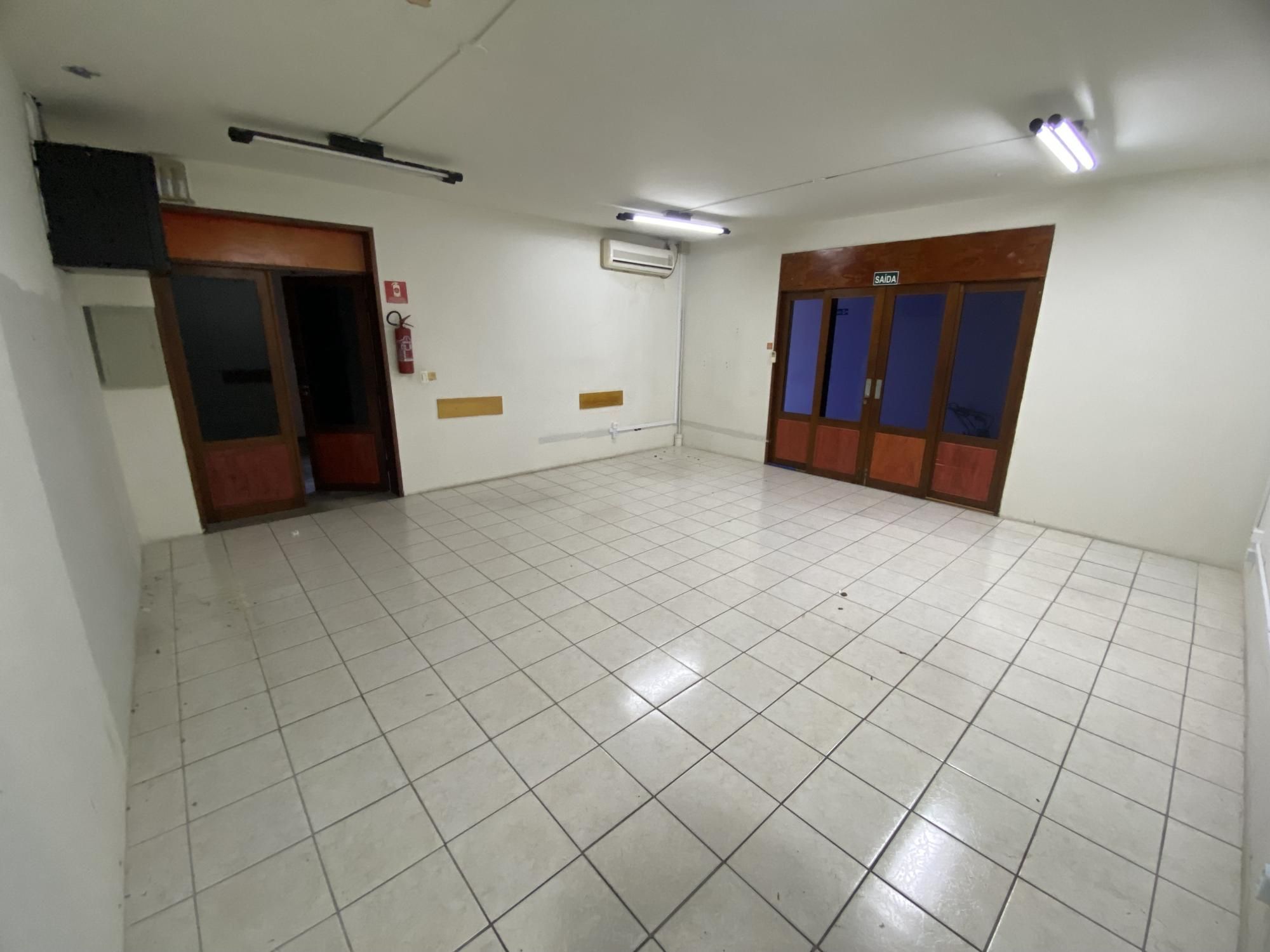 Loja-Salão para alugar com 11 quartos, 390m² - Foto 11