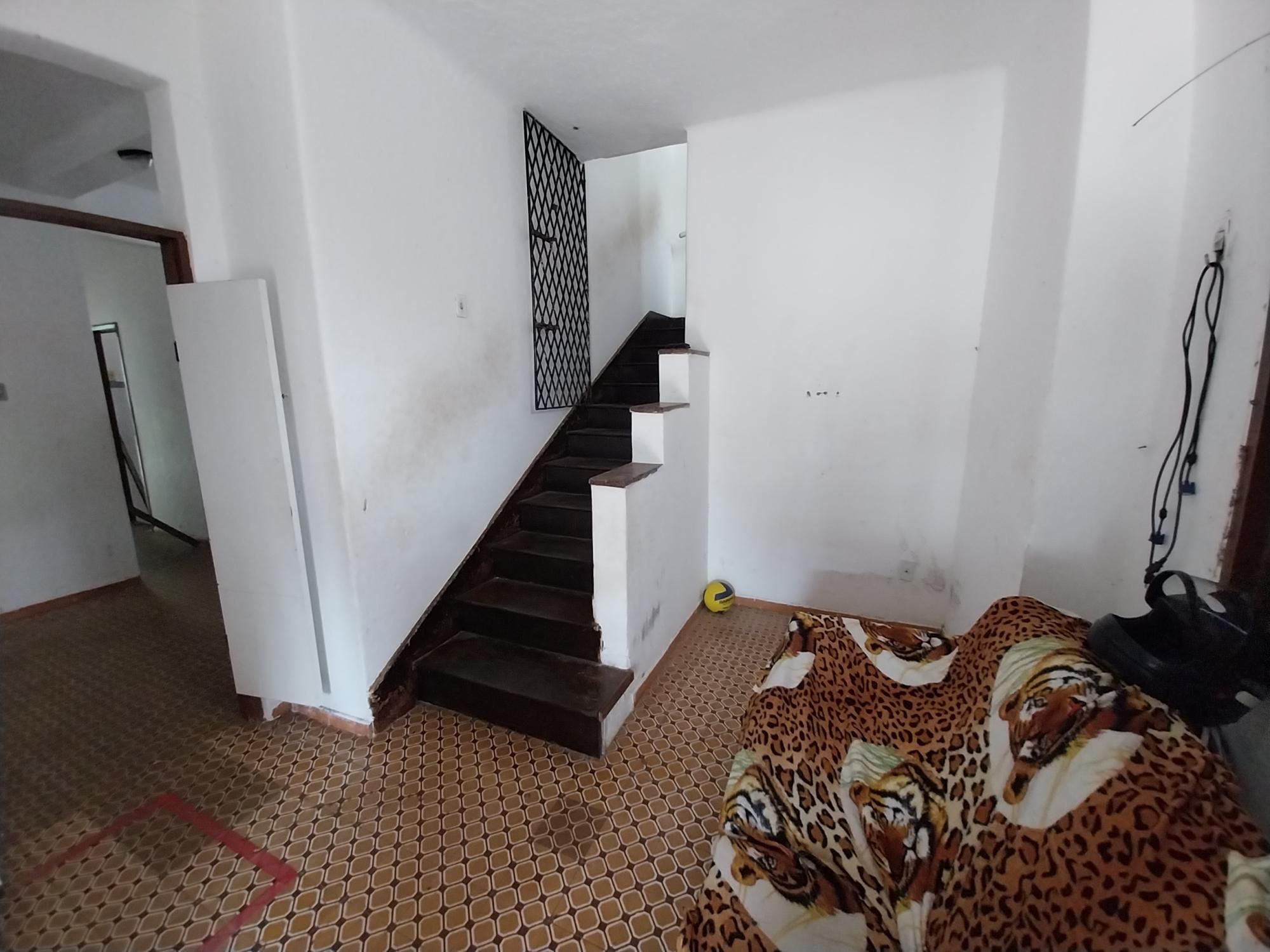 Casa à venda com 7 quartos, 256m² - Foto 16