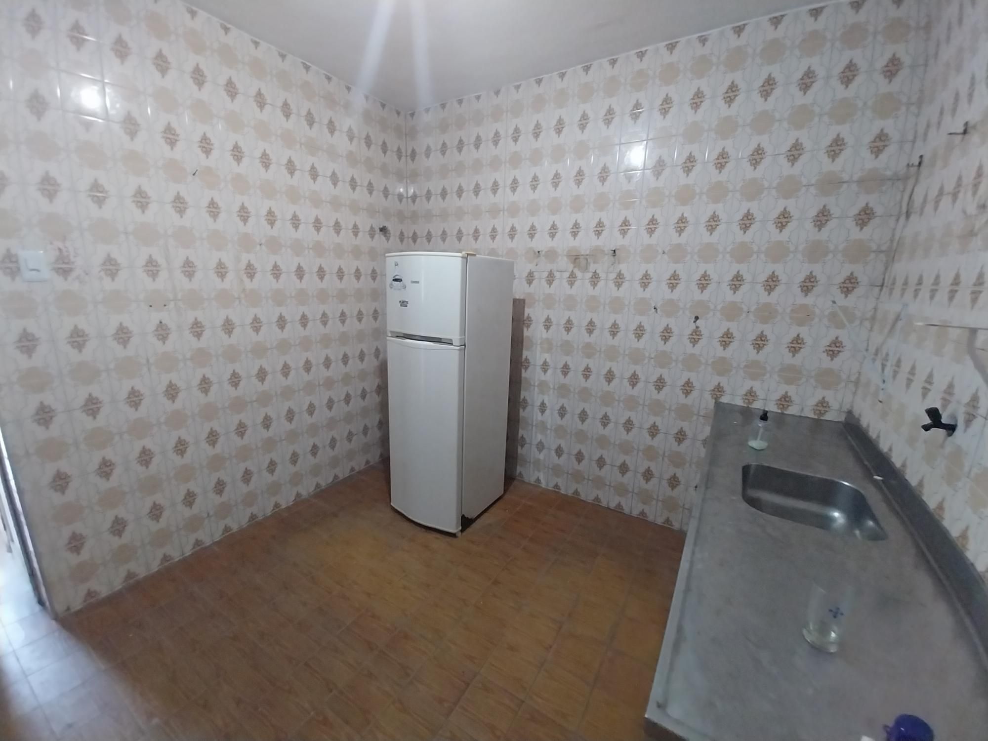 Casa à venda com 2 quartos, 240m² - Foto 17