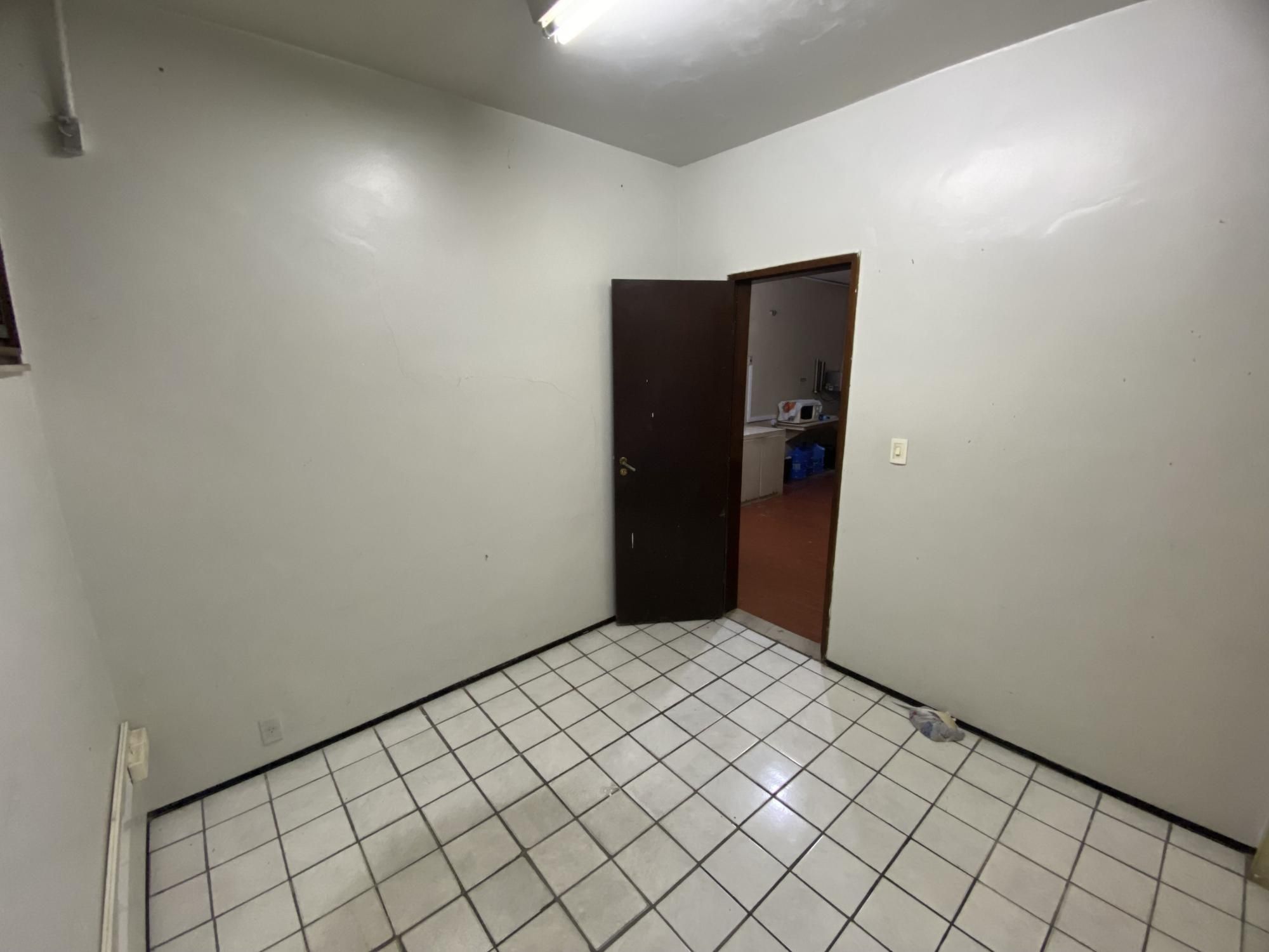 Loja-Salão para alugar com 11 quartos, 390m² - Foto 7